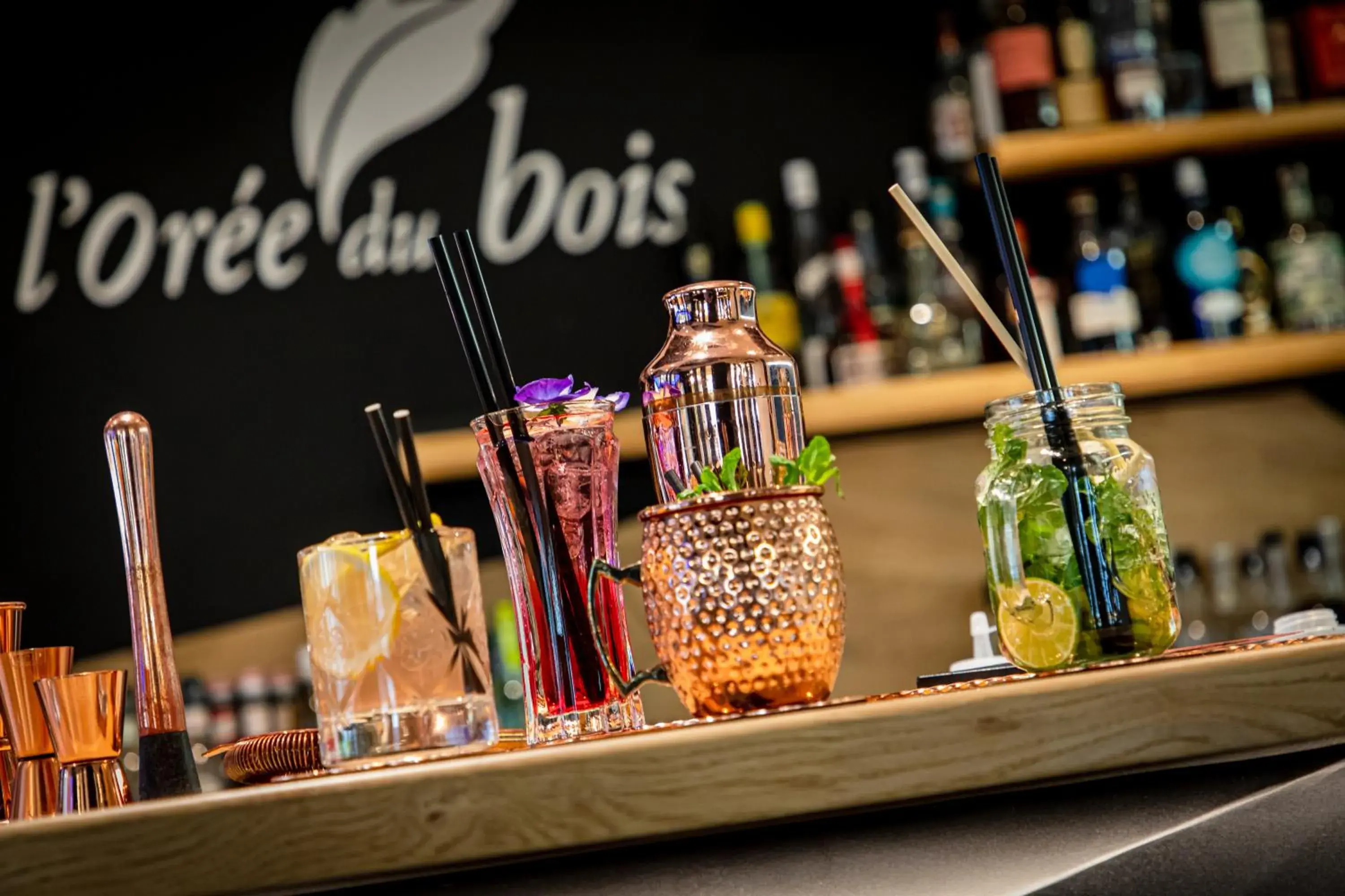Lounge or bar in L'Orée du Bois