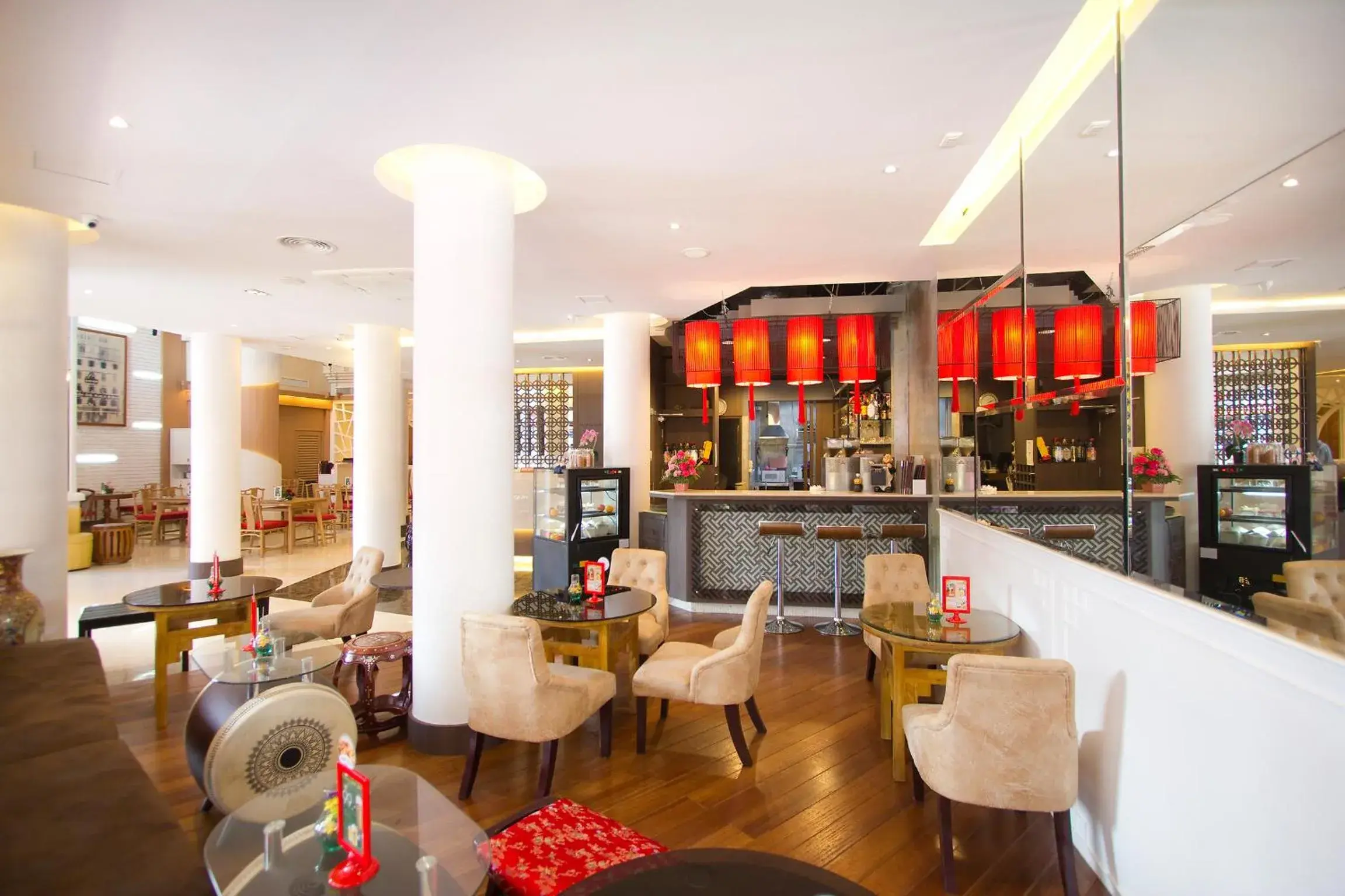 Restaurant/places to eat, Lounge/Bar in China Town Hotel - SHA Plus Certified
