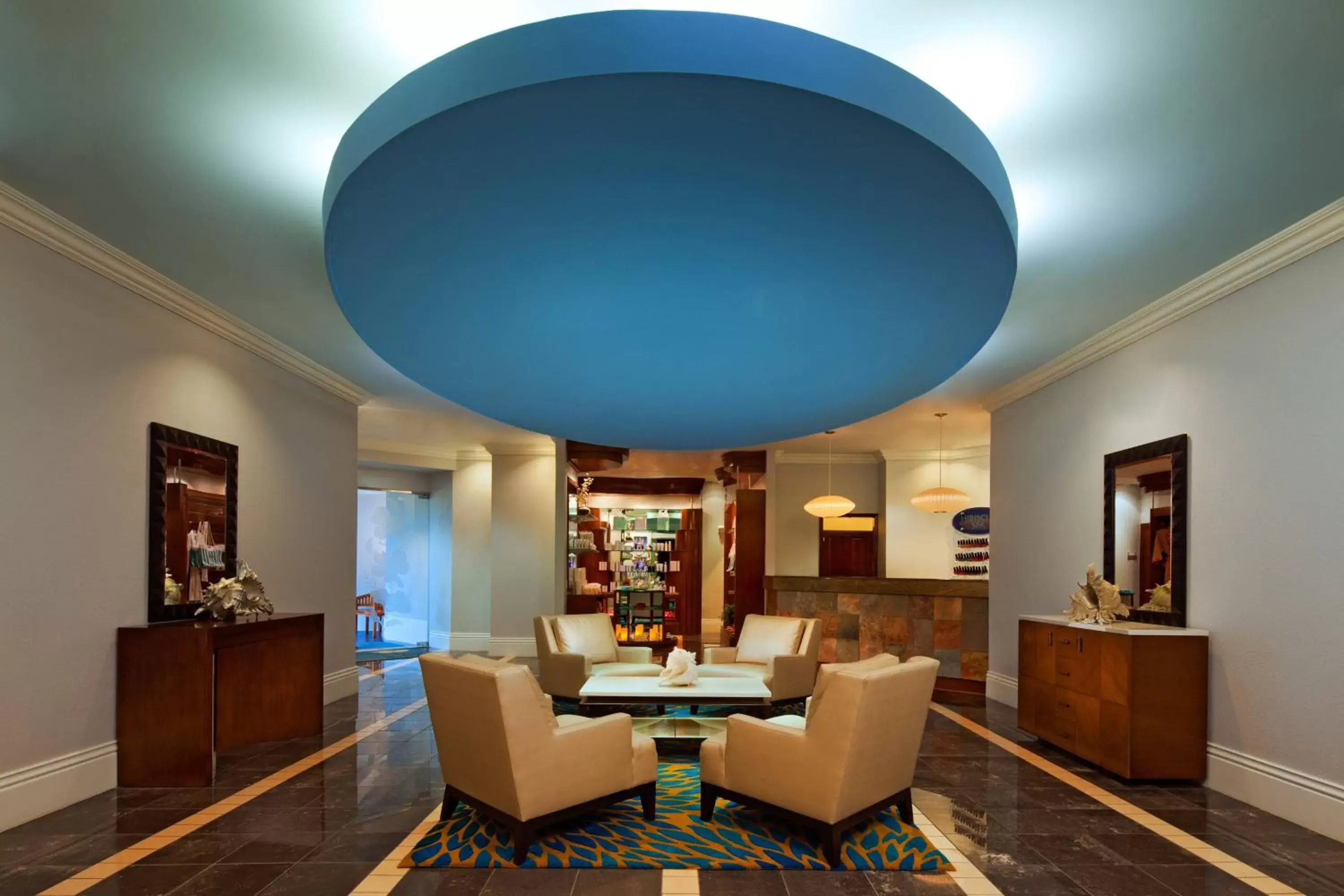 Lobby or reception, Lounge/Bar in The Westin Grand Cayman Seven Mile Beach Resort & Spa