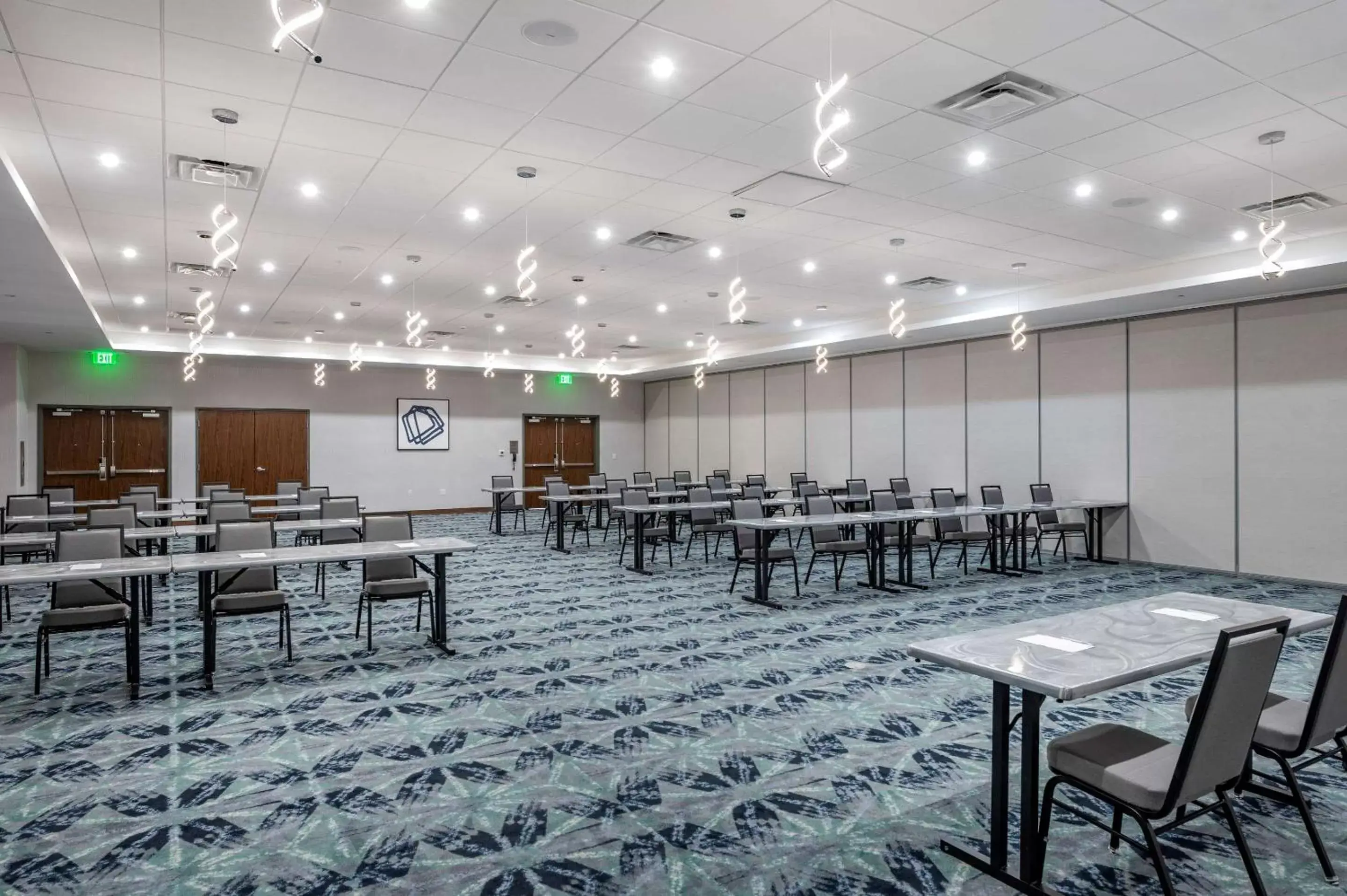 Meeting/conference room, Restaurant/Places to Eat in Cambria Hotel Nashville Airport