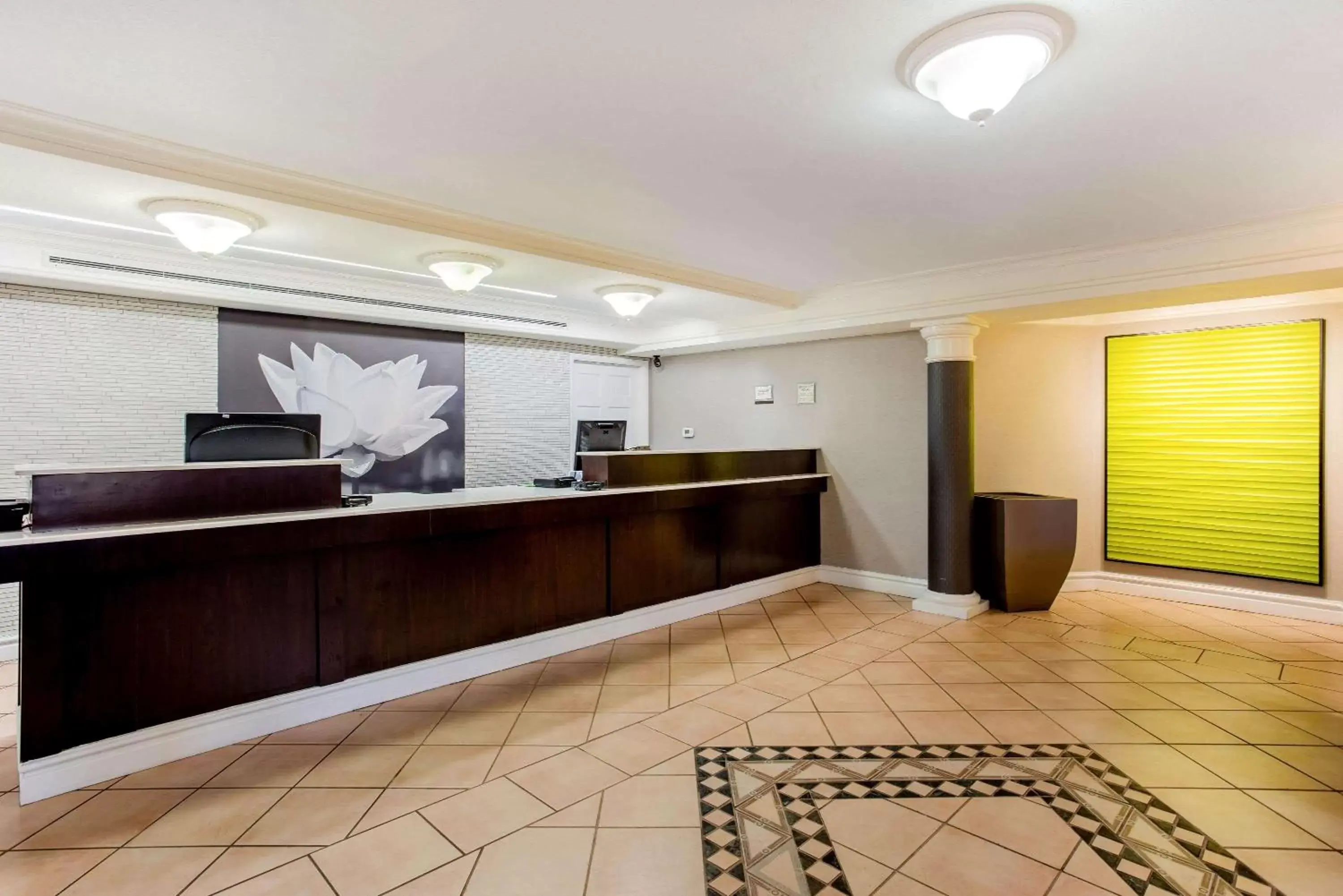 Lobby or reception, Lobby/Reception in La Quinta Inn by Wyndham Champaign