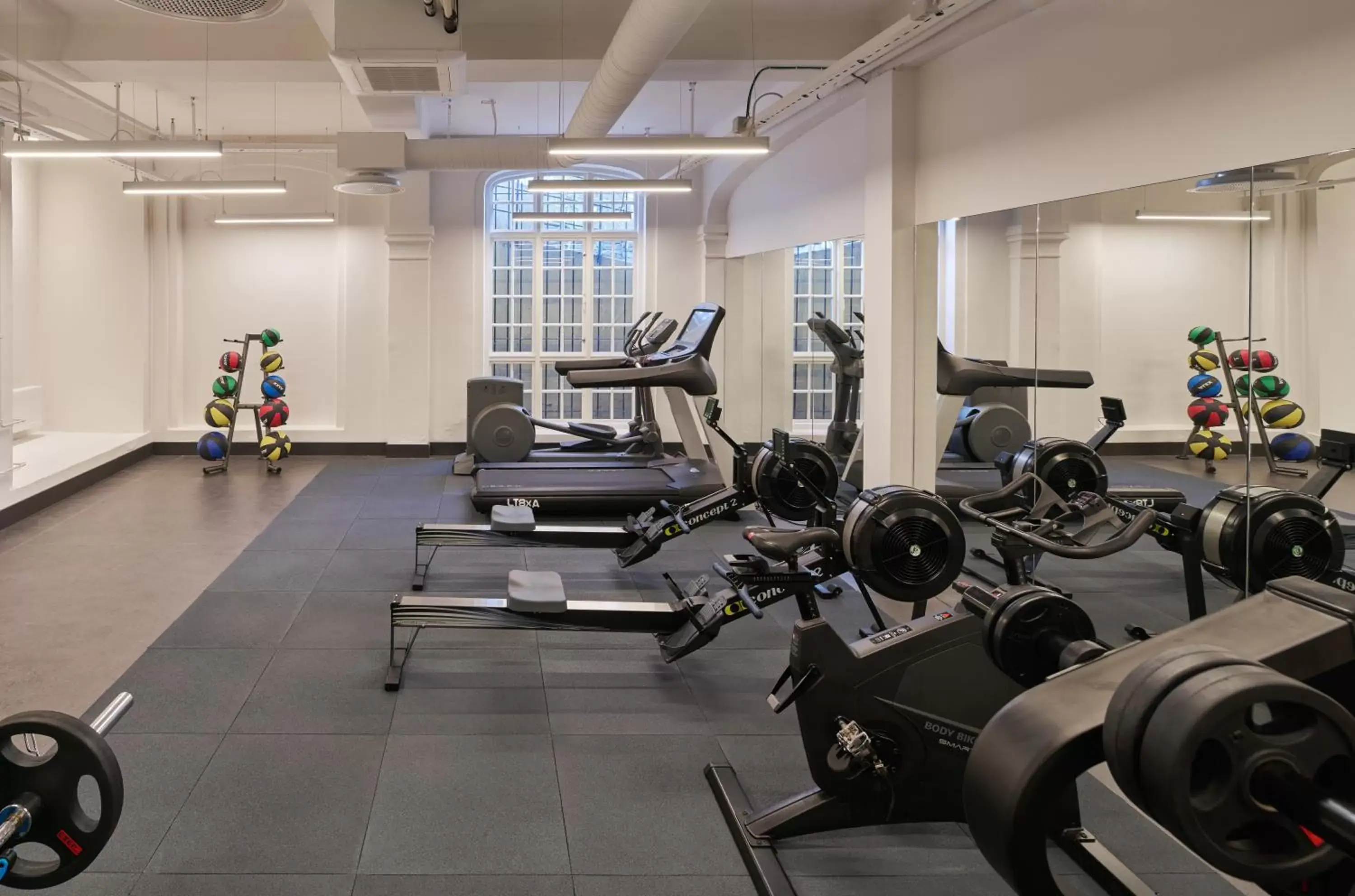 Fitness centre/facilities, Fitness Center/Facilities in Zander K Hotel