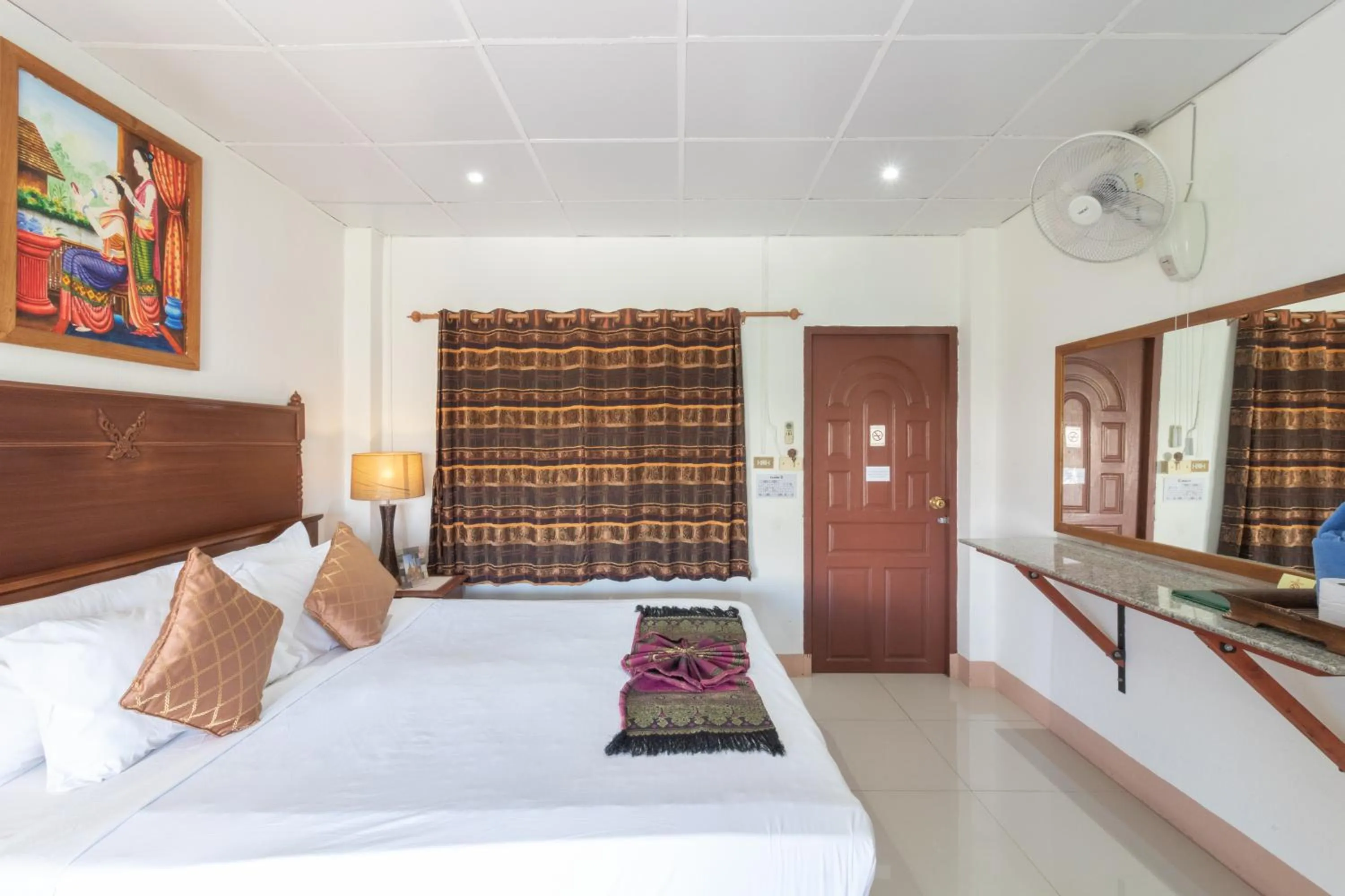 Bedroom, Bed in Rendezvous Oldtown Chiangmai