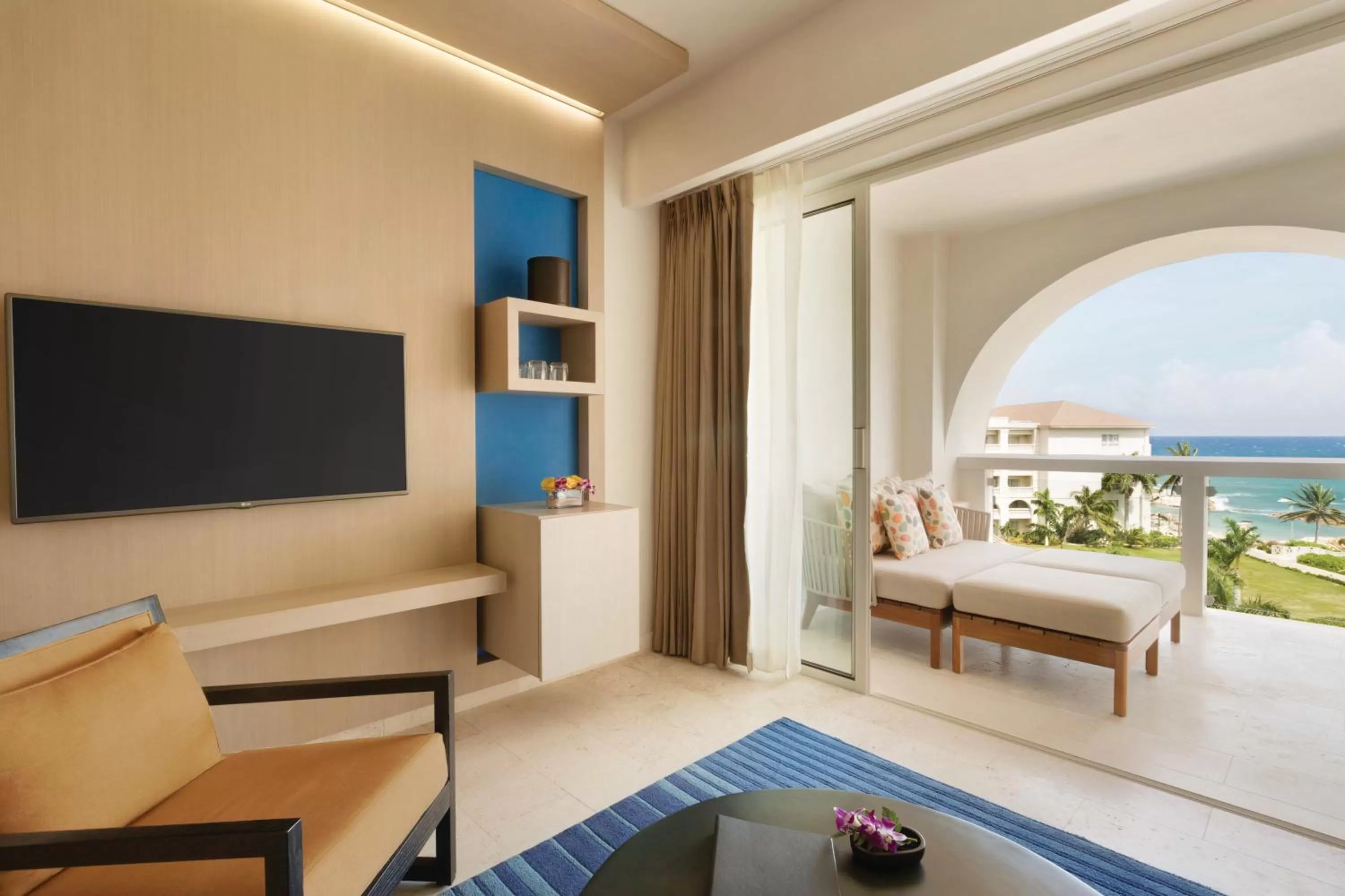 Junior King Suite with Ocean View - single occupancy in Hyatt Ziva Rose Hall - All Inclusive