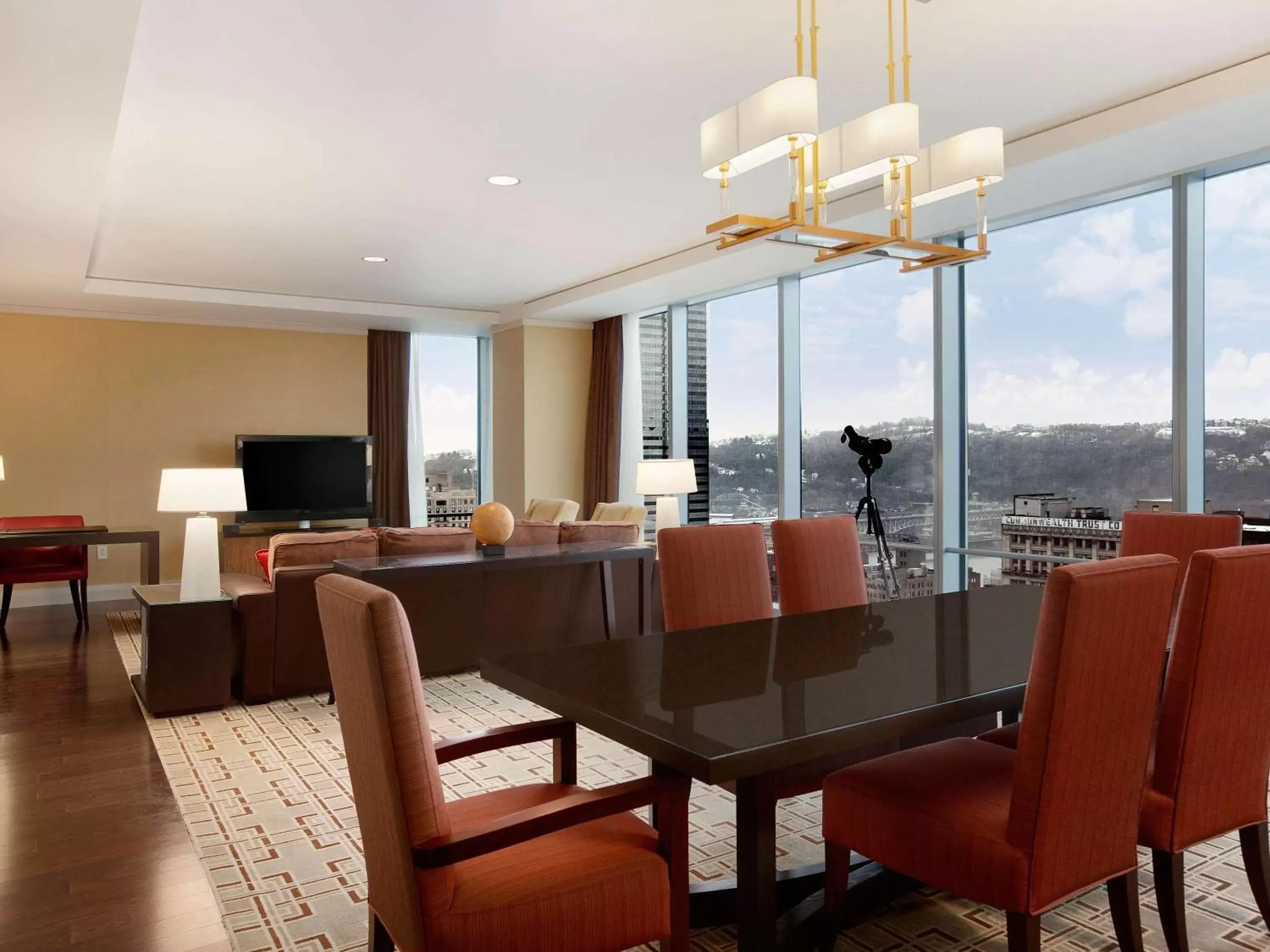 Photo of the whole room, Dining Area in Fairmont Pittsburgh