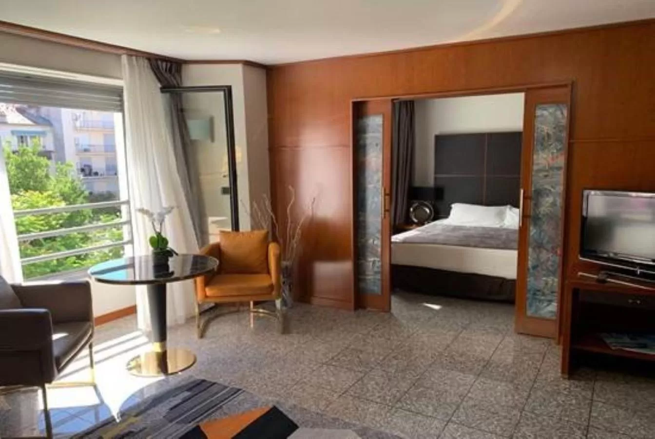 TV and multimedia, Bed in Goldstar Apartments & Suites