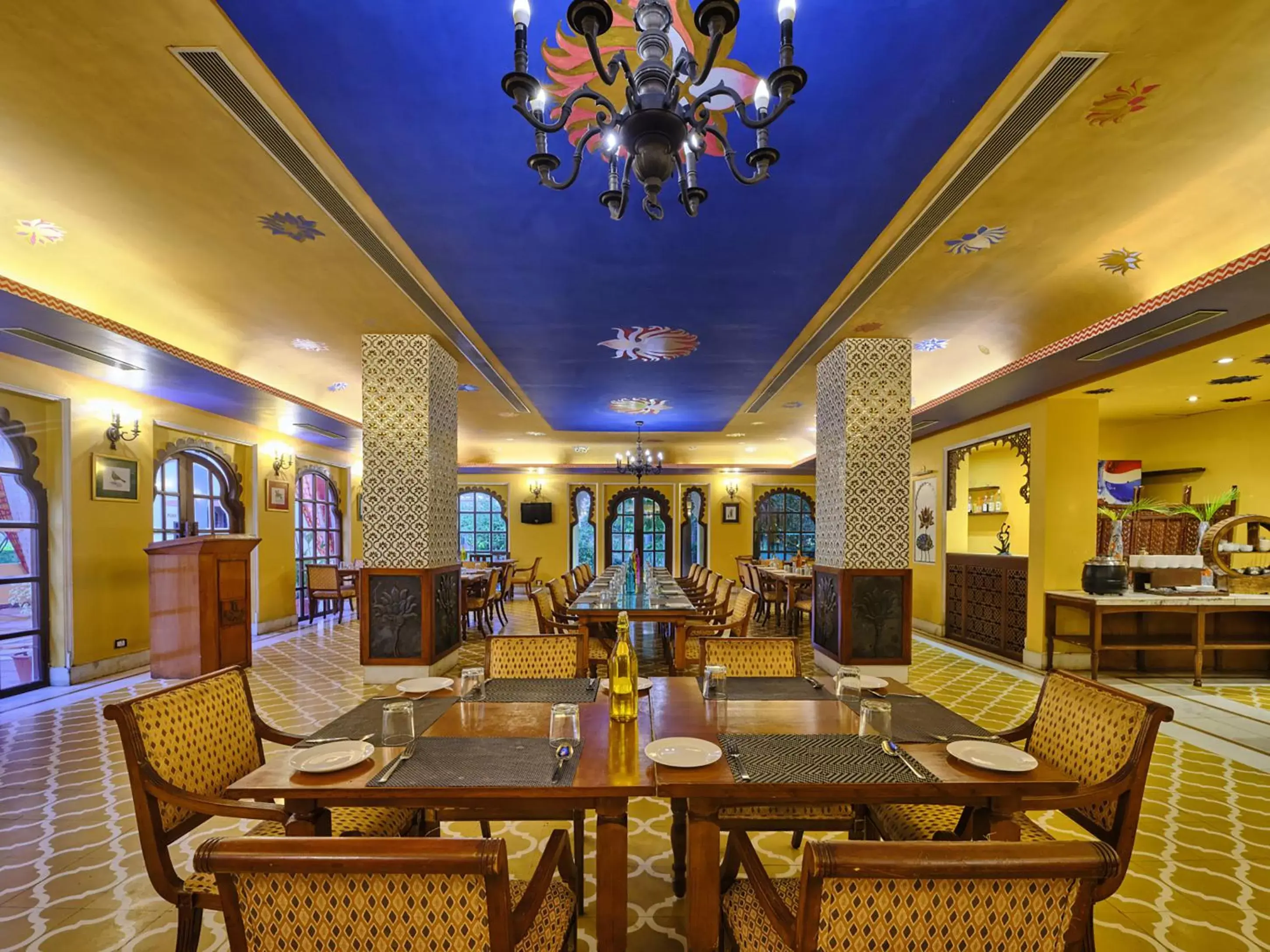 Restaurant/Places to Eat in juSTa Rajputana Resort & Spa