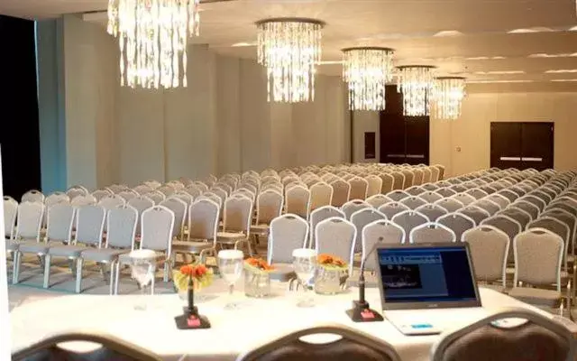 Meeting/conference room in Philippos Xenia Hotel