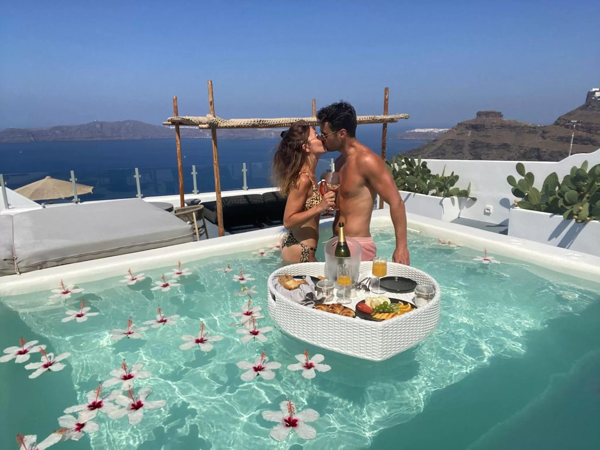 Breakfast in U & ME SUITES