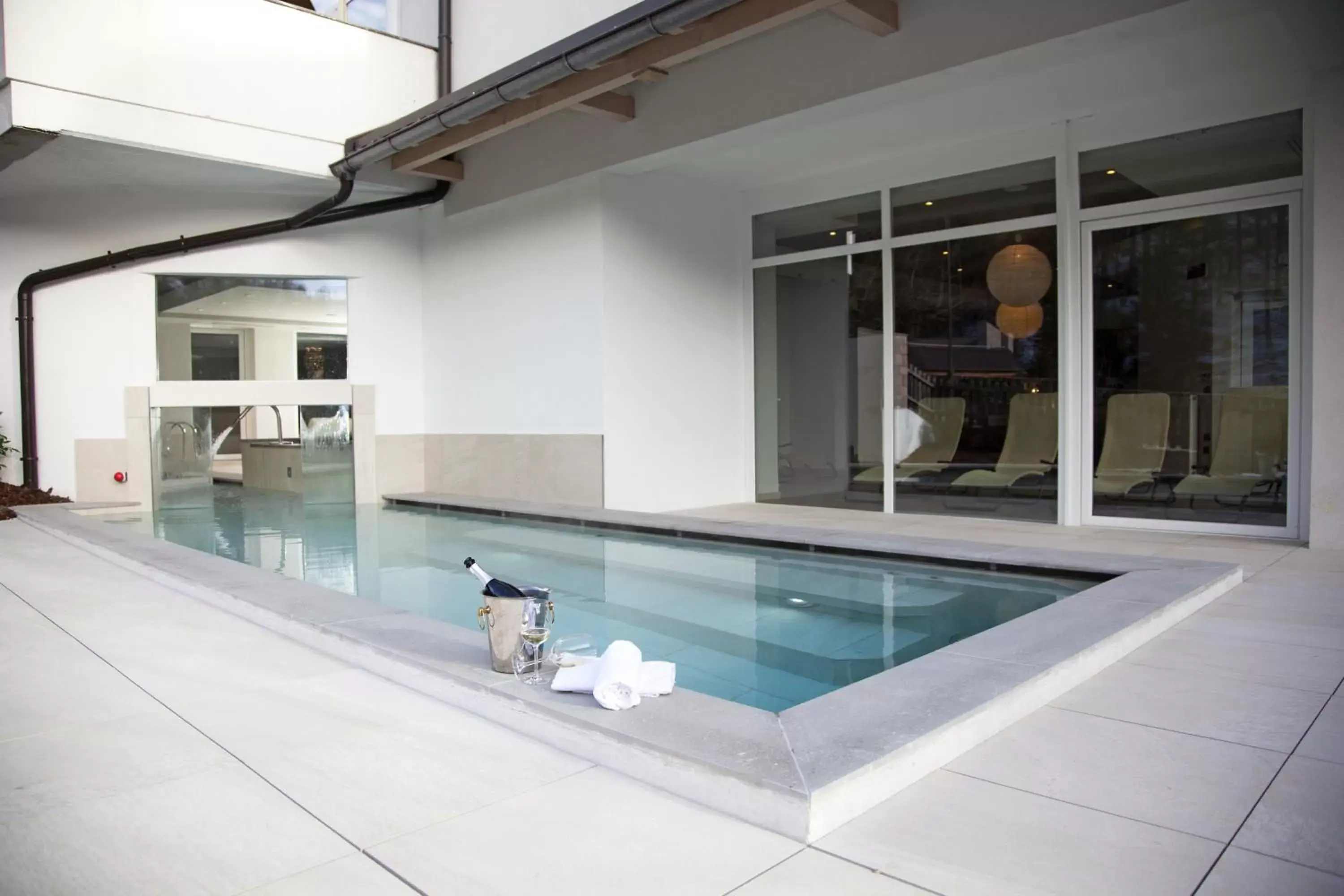 Hot Tub, Swimming Pool in Aparthotel Wellness Villa di Bosco