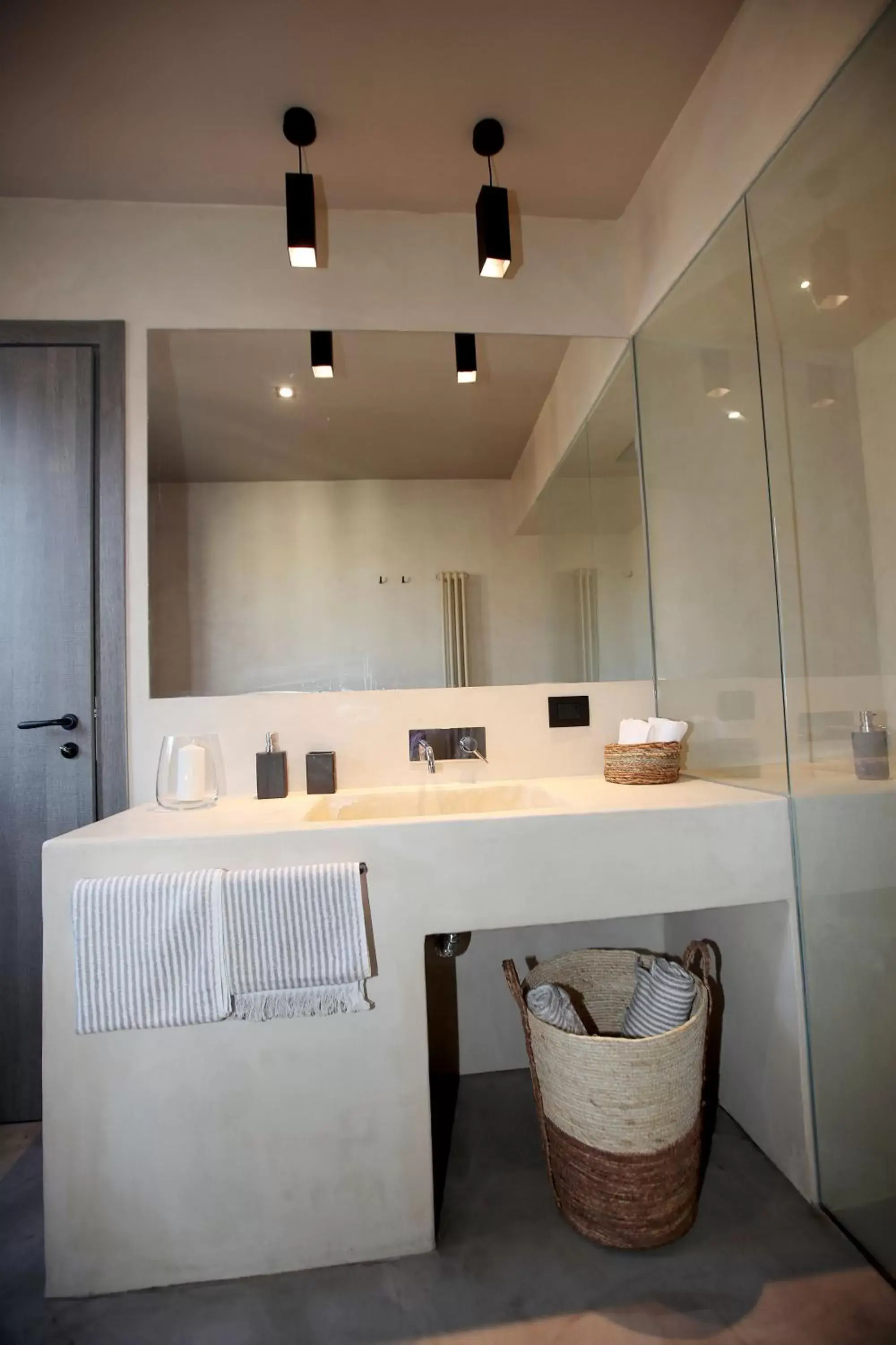 Bathroom in Casa Nostra Luxury Suites