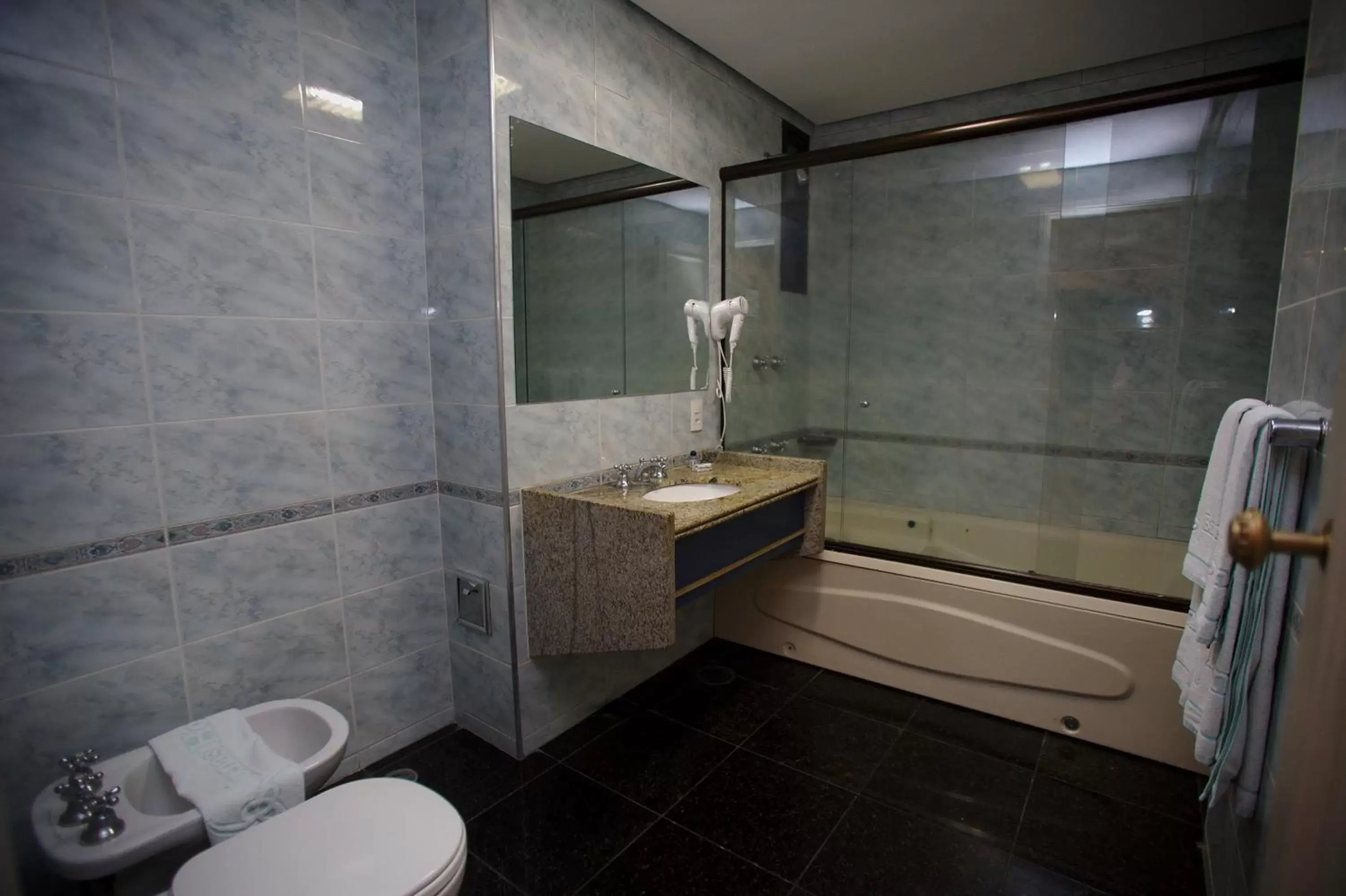 Bathroom in Hotel Columbia