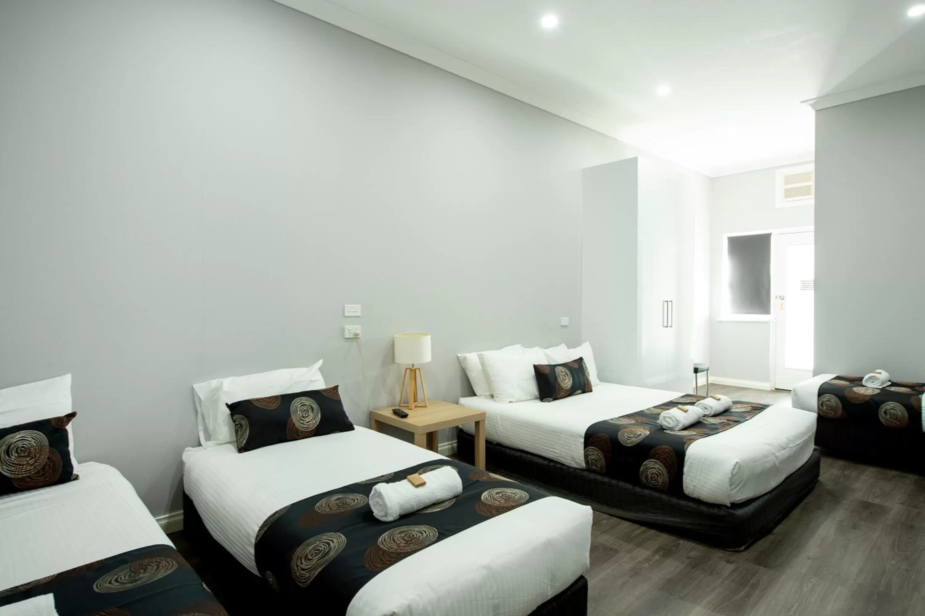 Bed in City Centre Motel Hotel