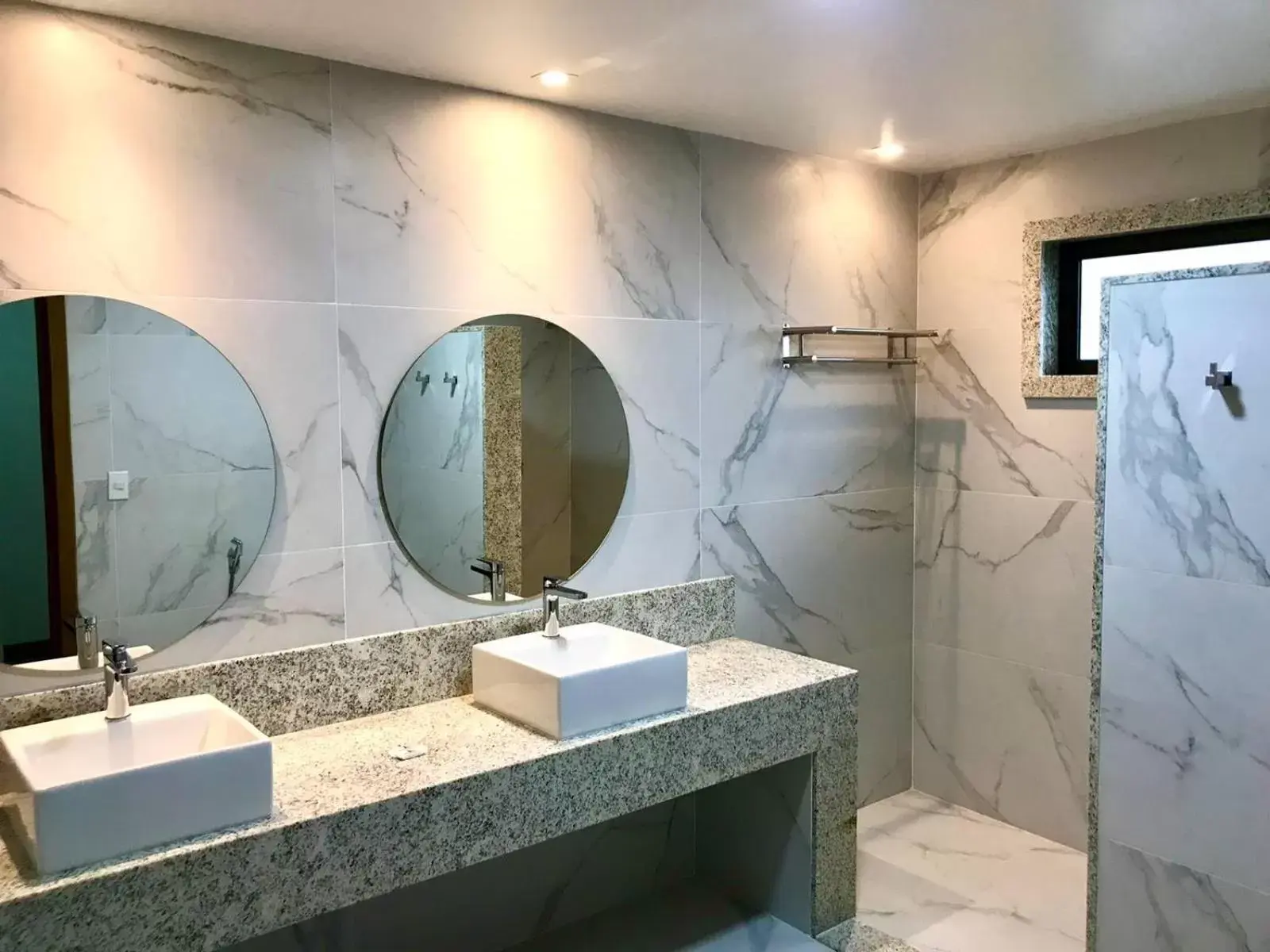 Bathroom in Brisa da Praia Park Hotel Bathroom in Brisa da Praia Park Hotel