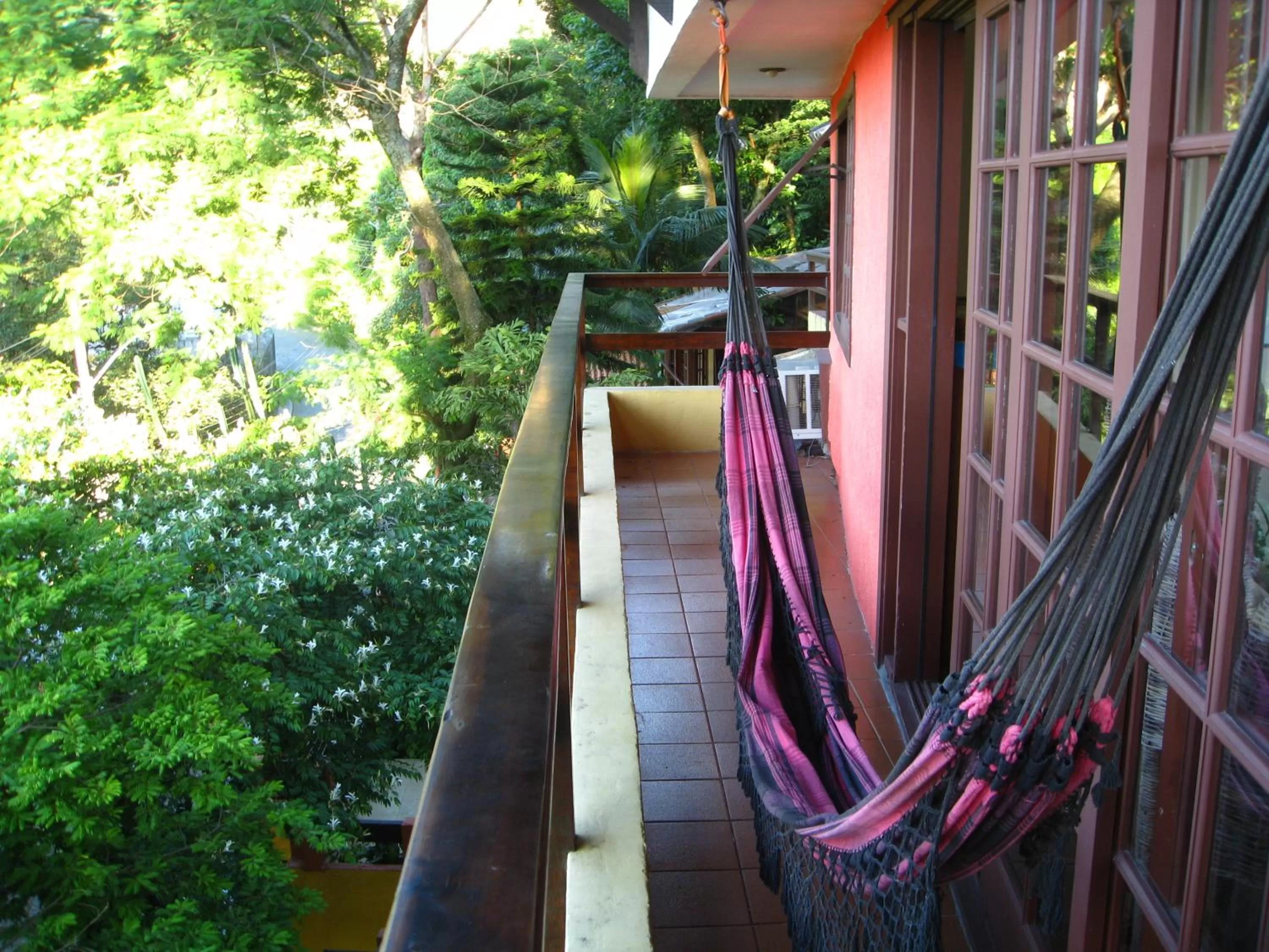 Facade/entrance in O Veleiro Bed and Breakfast