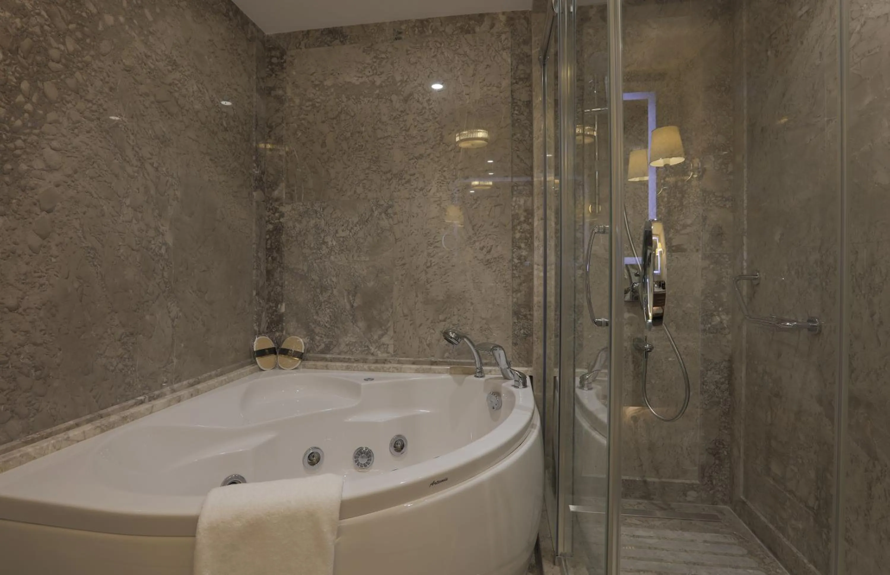 Bathroom in Latanya Hotel Ankara