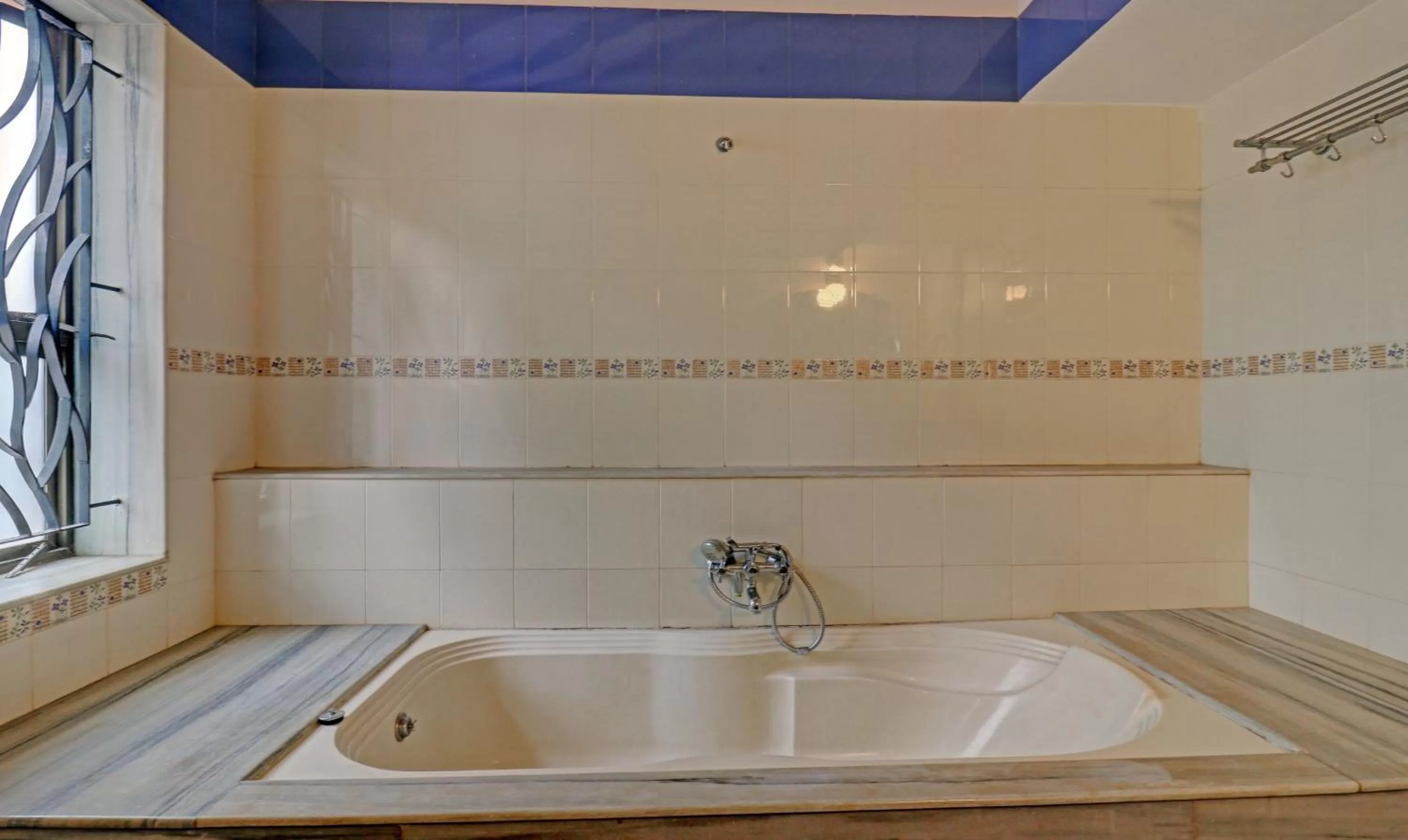 Bathroom in Itsy Hotels Vailankanni Natures Inn