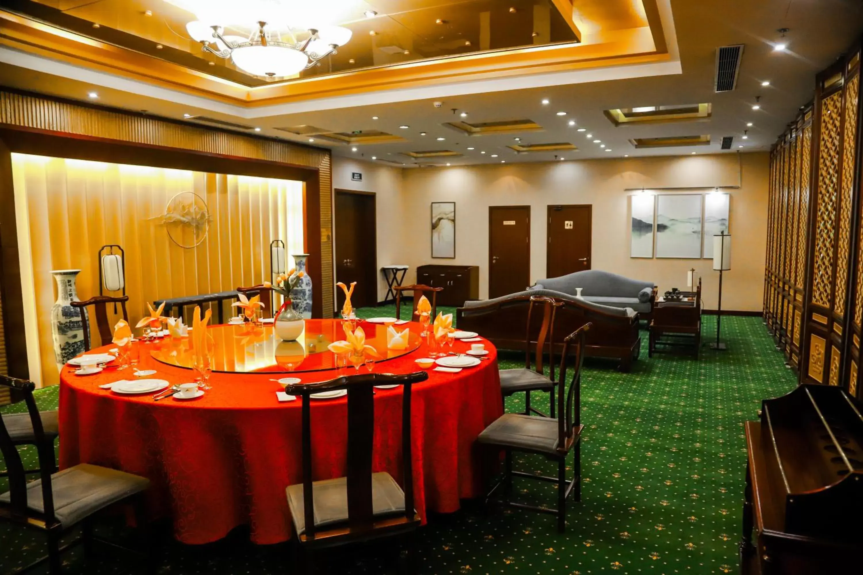 Banquet Facilities in Beijing Palace Soluxe Hotel Astana