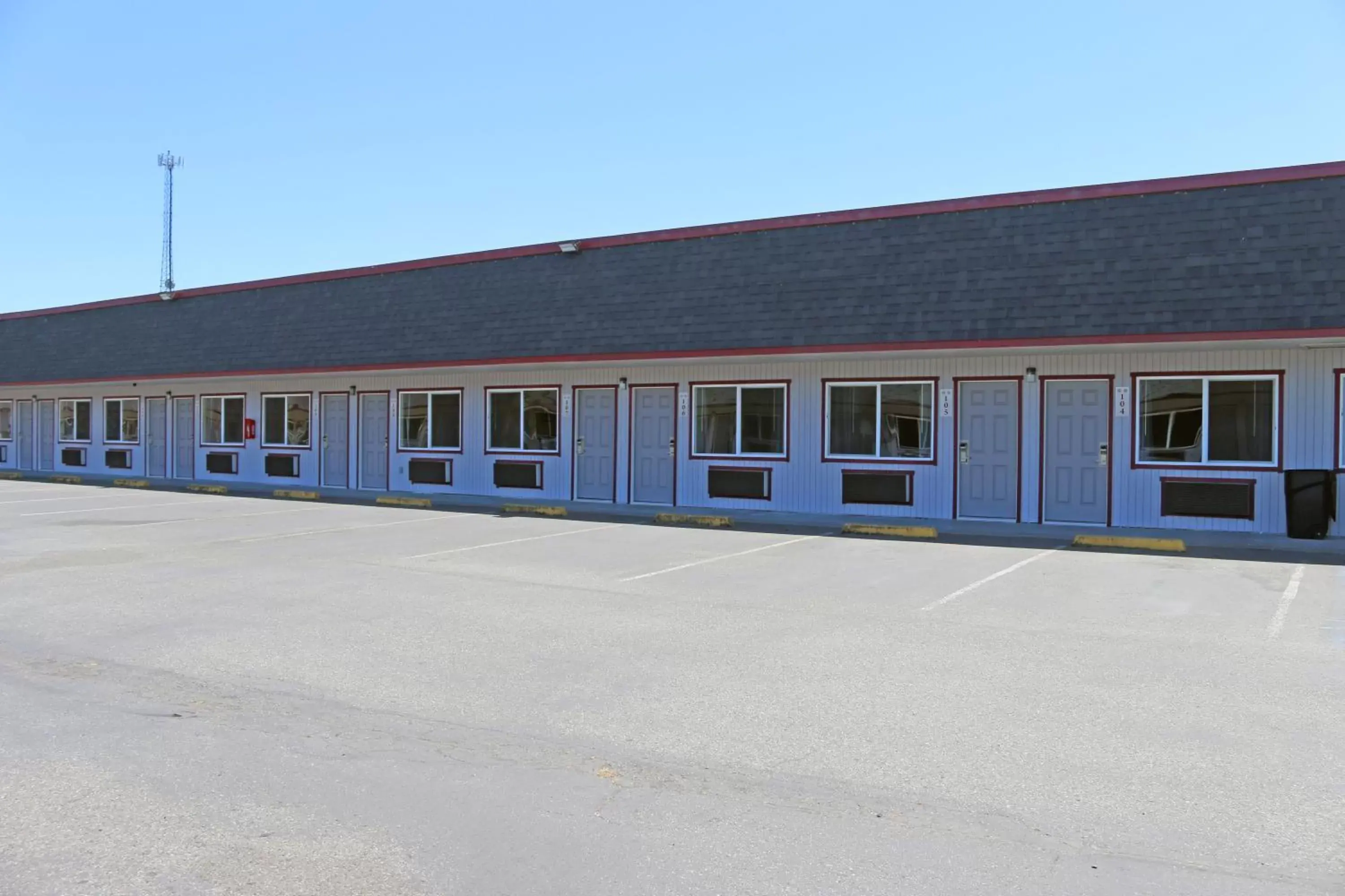 Facade/entrance, Property Building in Westward Inn