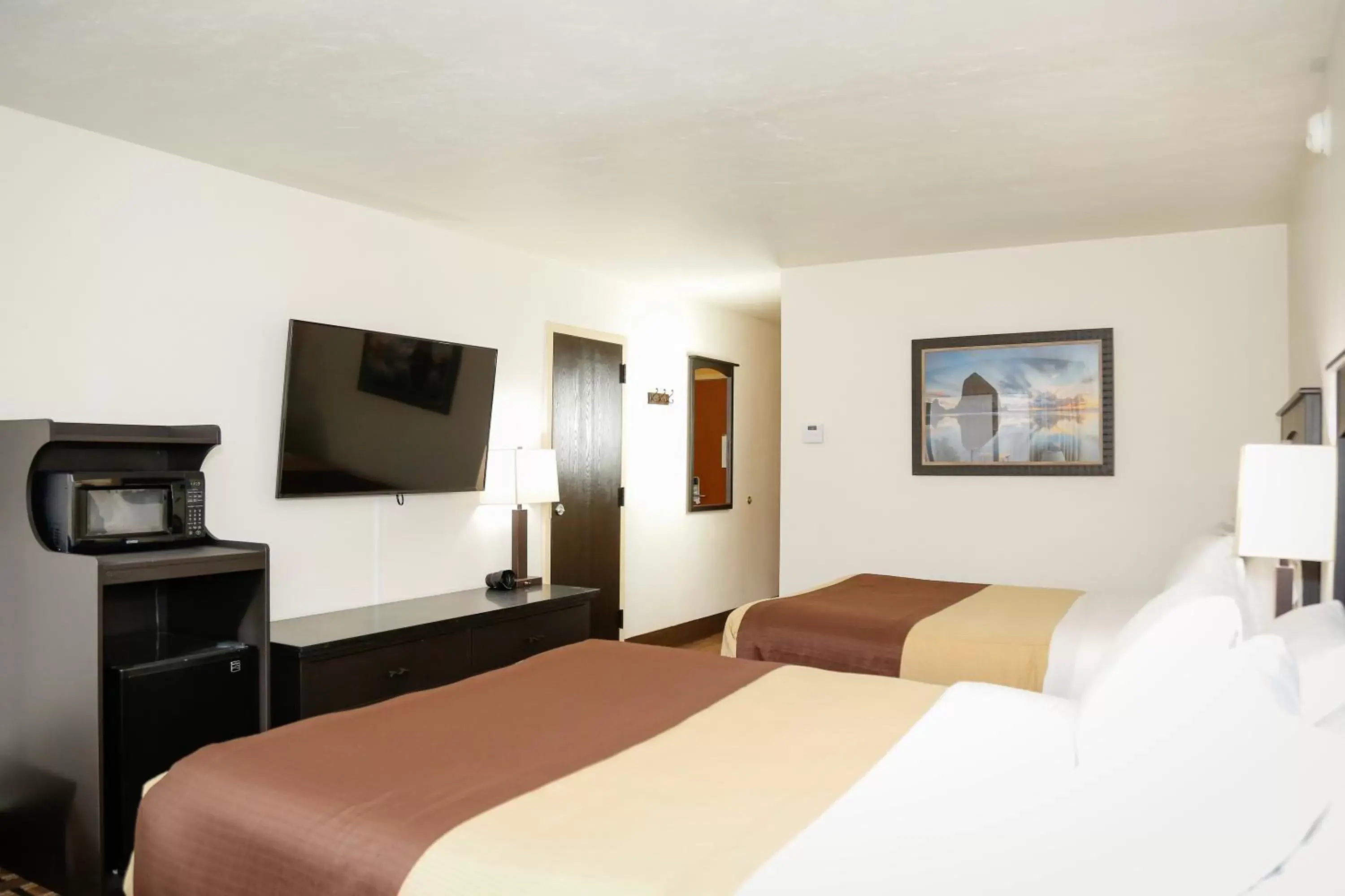 TV and multimedia, Bed in Billings Hotel & Convention Center