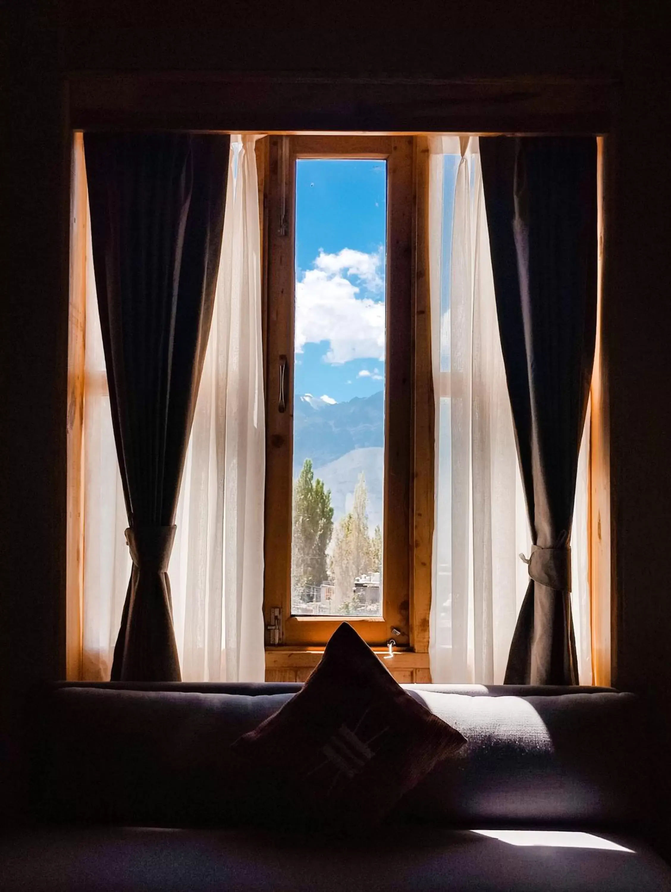 Bedroom, Mountain View in Chospa Hotel, Leh