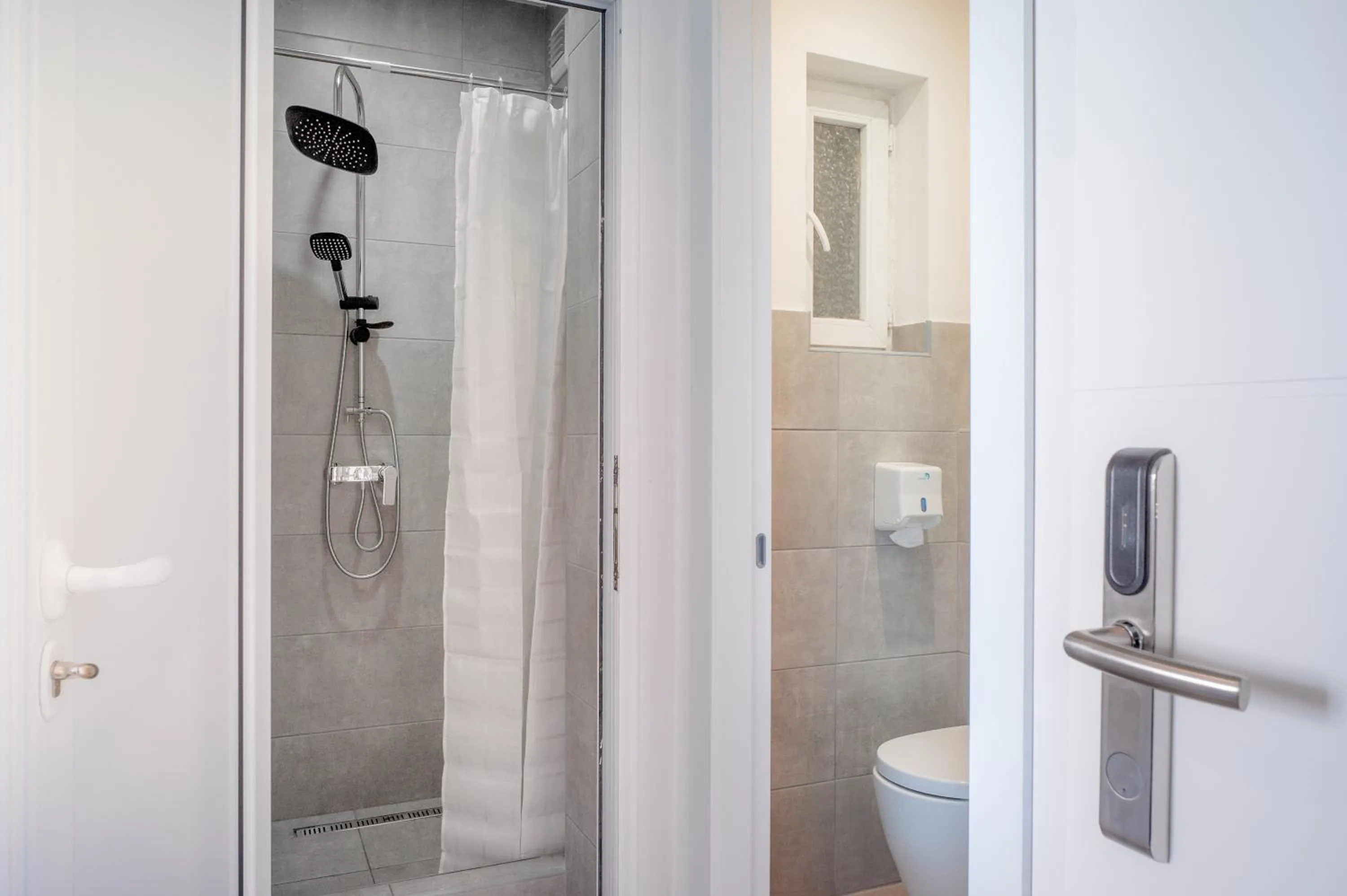 Shower in Good People Design Hostel