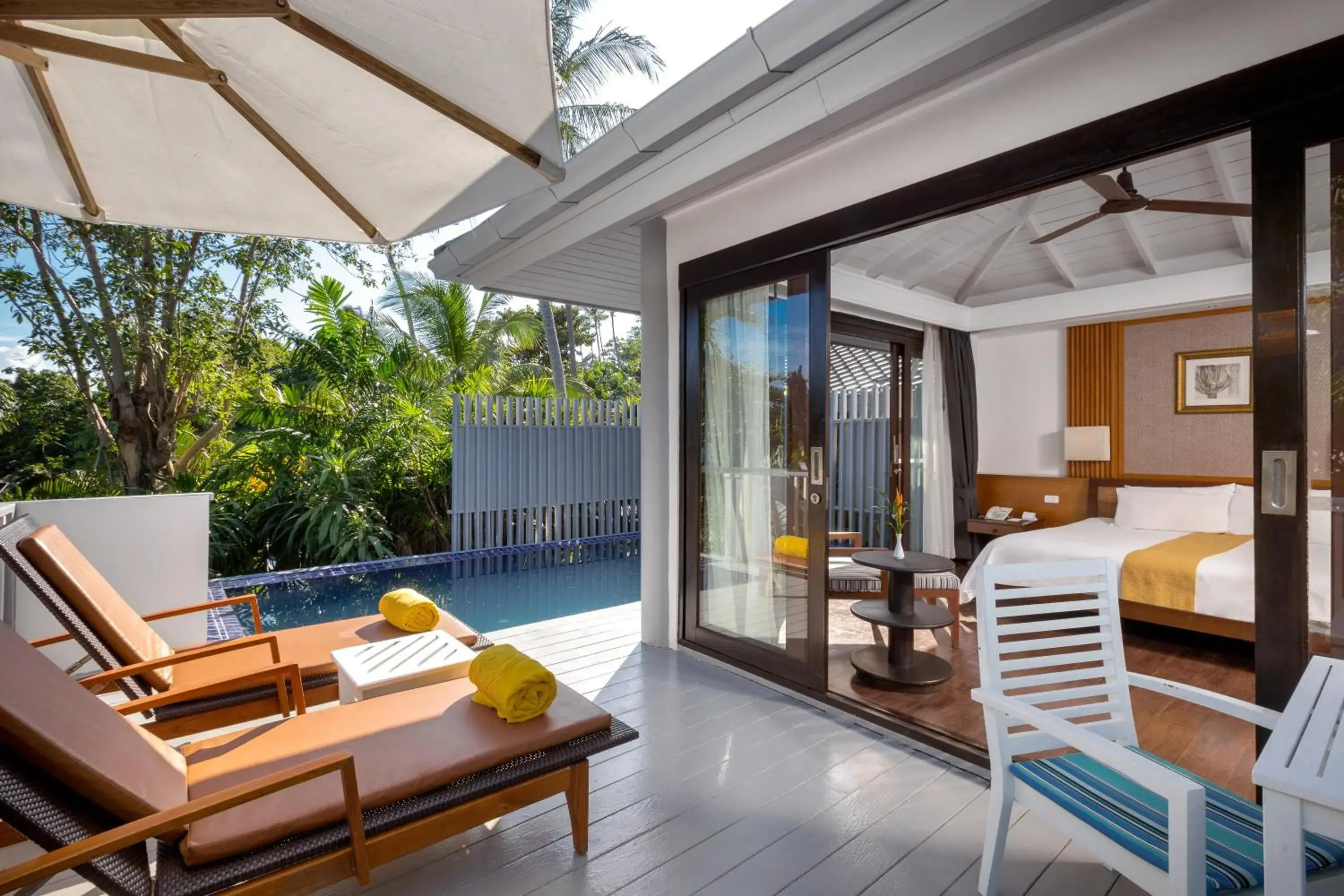 Photo of the whole room, Patio/Outdoor Area in Centara Villas Samui - SHA Plus