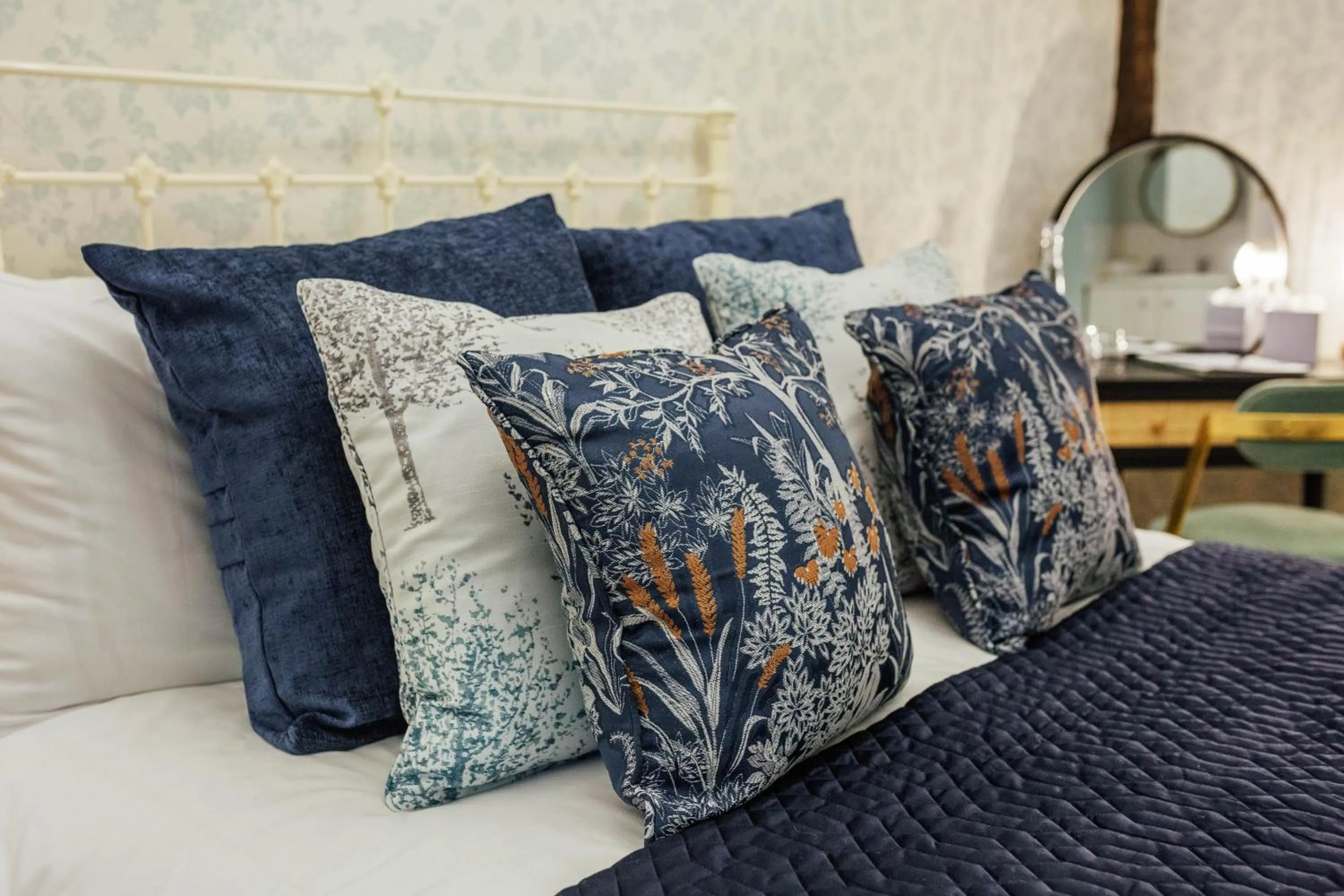 Bed in Old Rectory House, Redditch