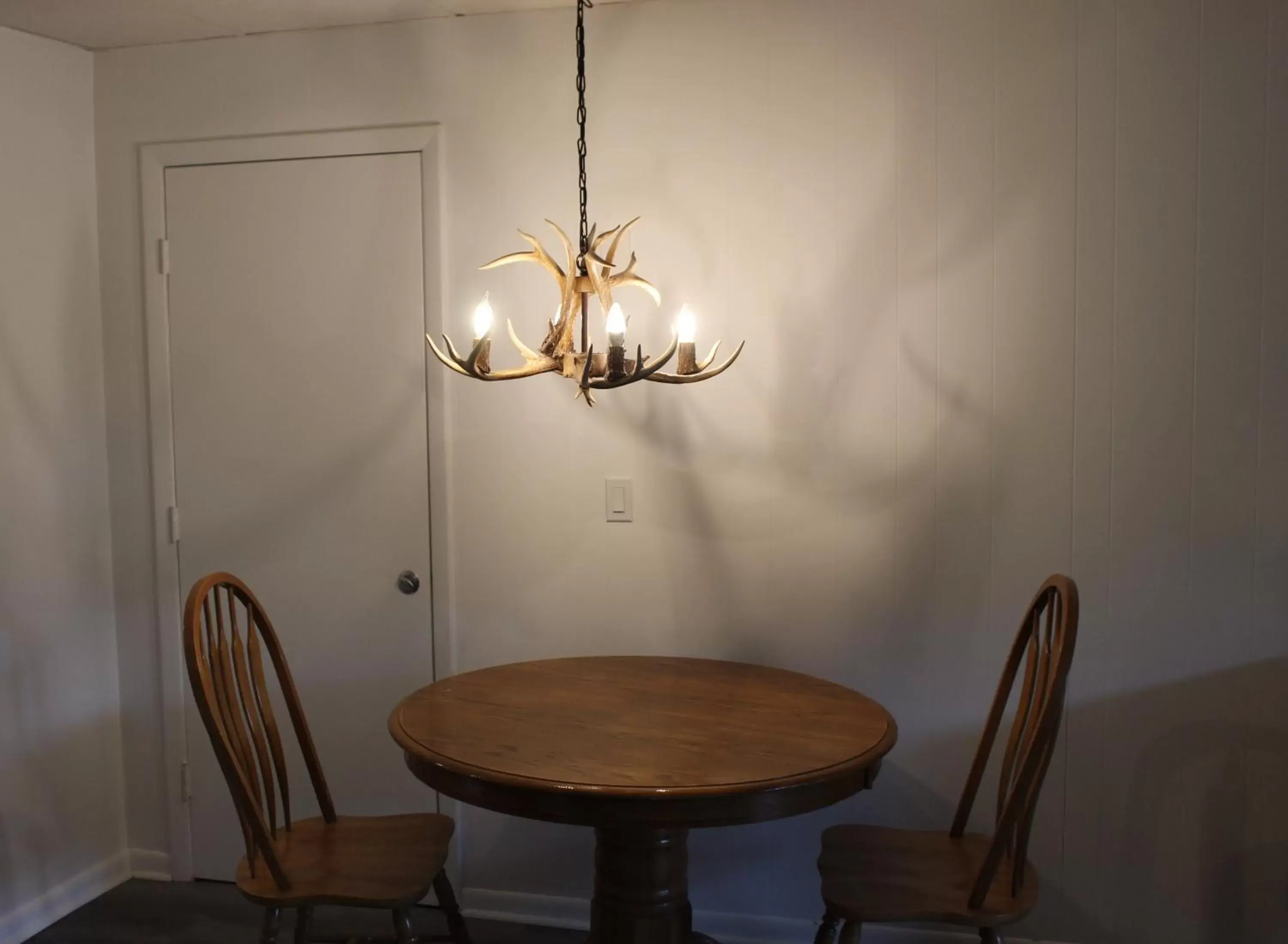 Dining Area in Catskill Seasons Inn