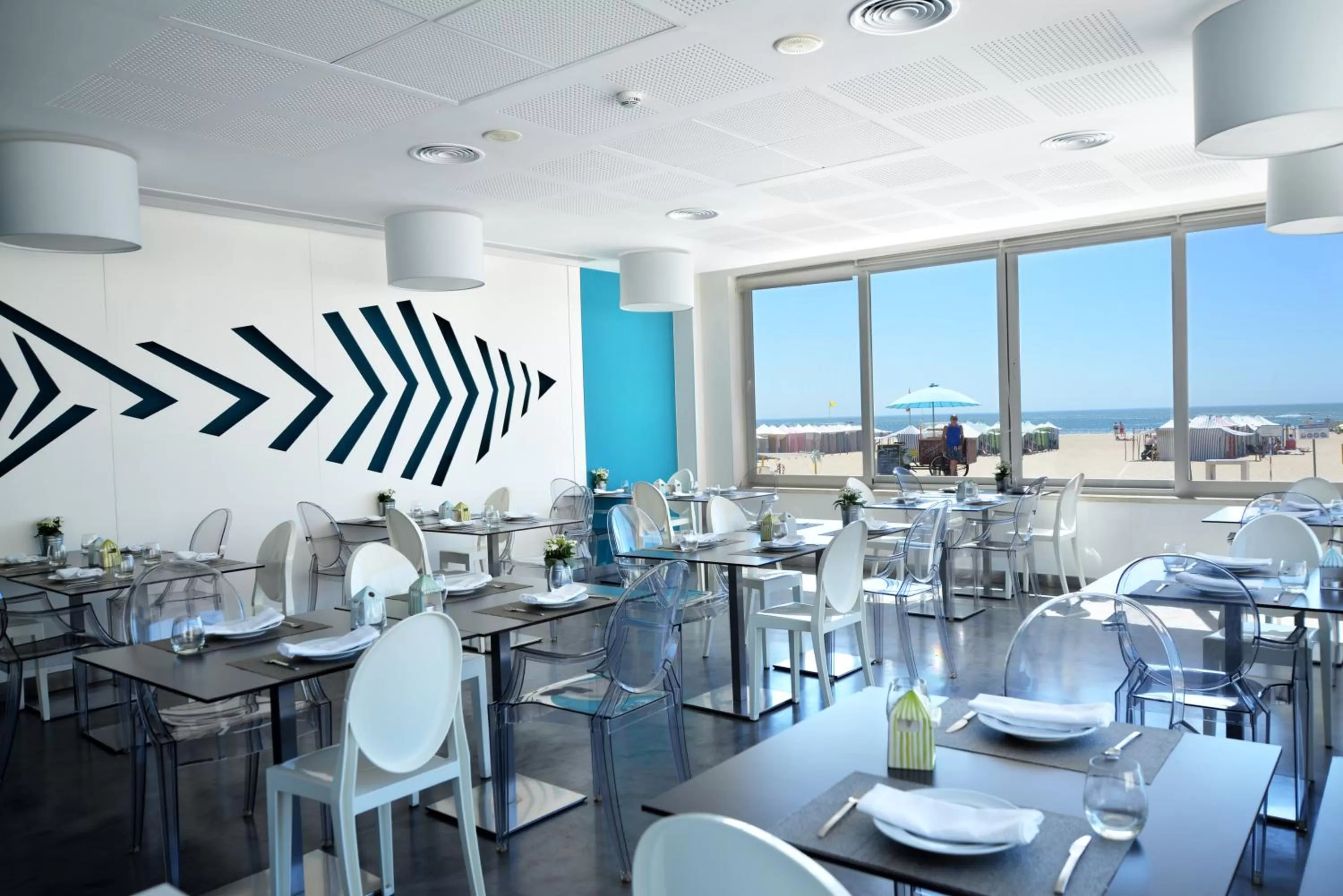 Restaurant/places to eat in Hotel Mar Bravo