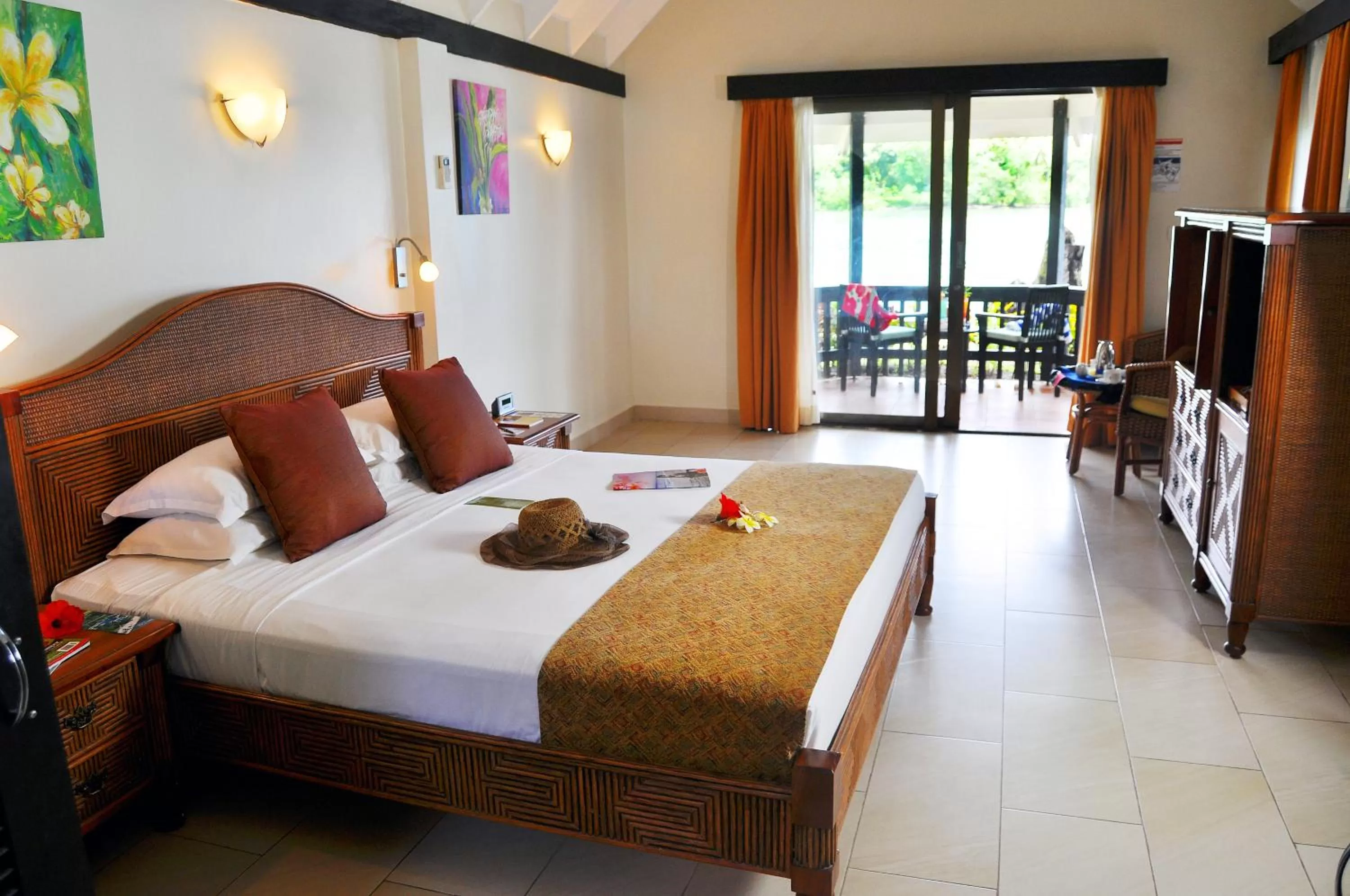 Photo of the whole room, Bed in Warwick Le Lagon Resort & Spa, Vanuatu