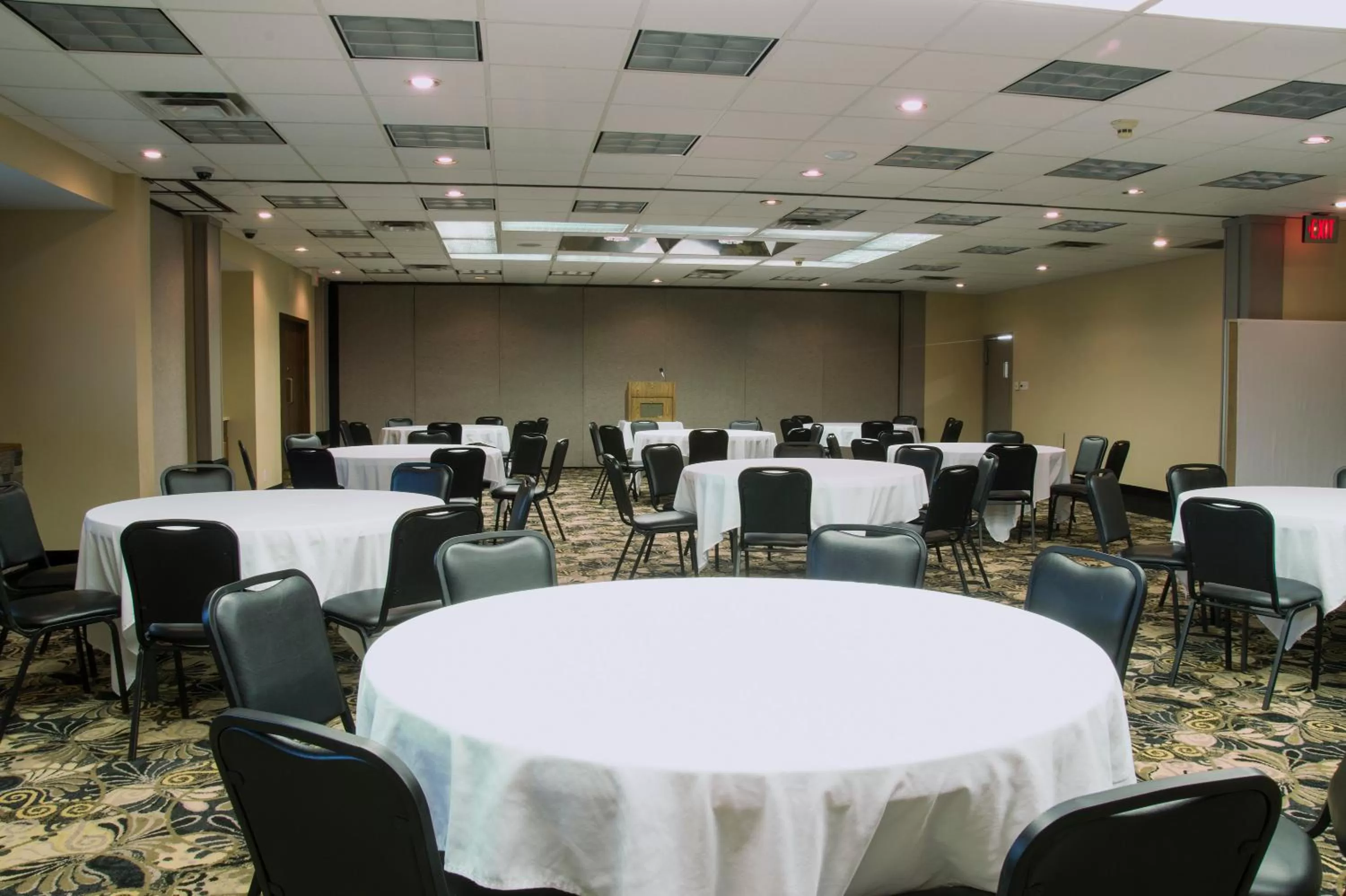Banquet/Function facilities in Days Inn by Wyndham Pittsburg KS