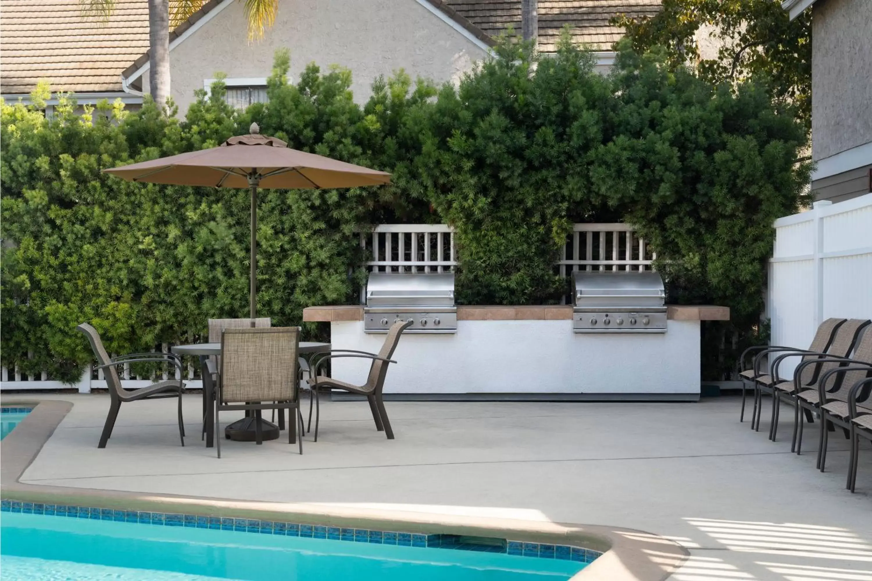 Swimming Pool in Residence Inn Sunnyvale Silicon Valley II