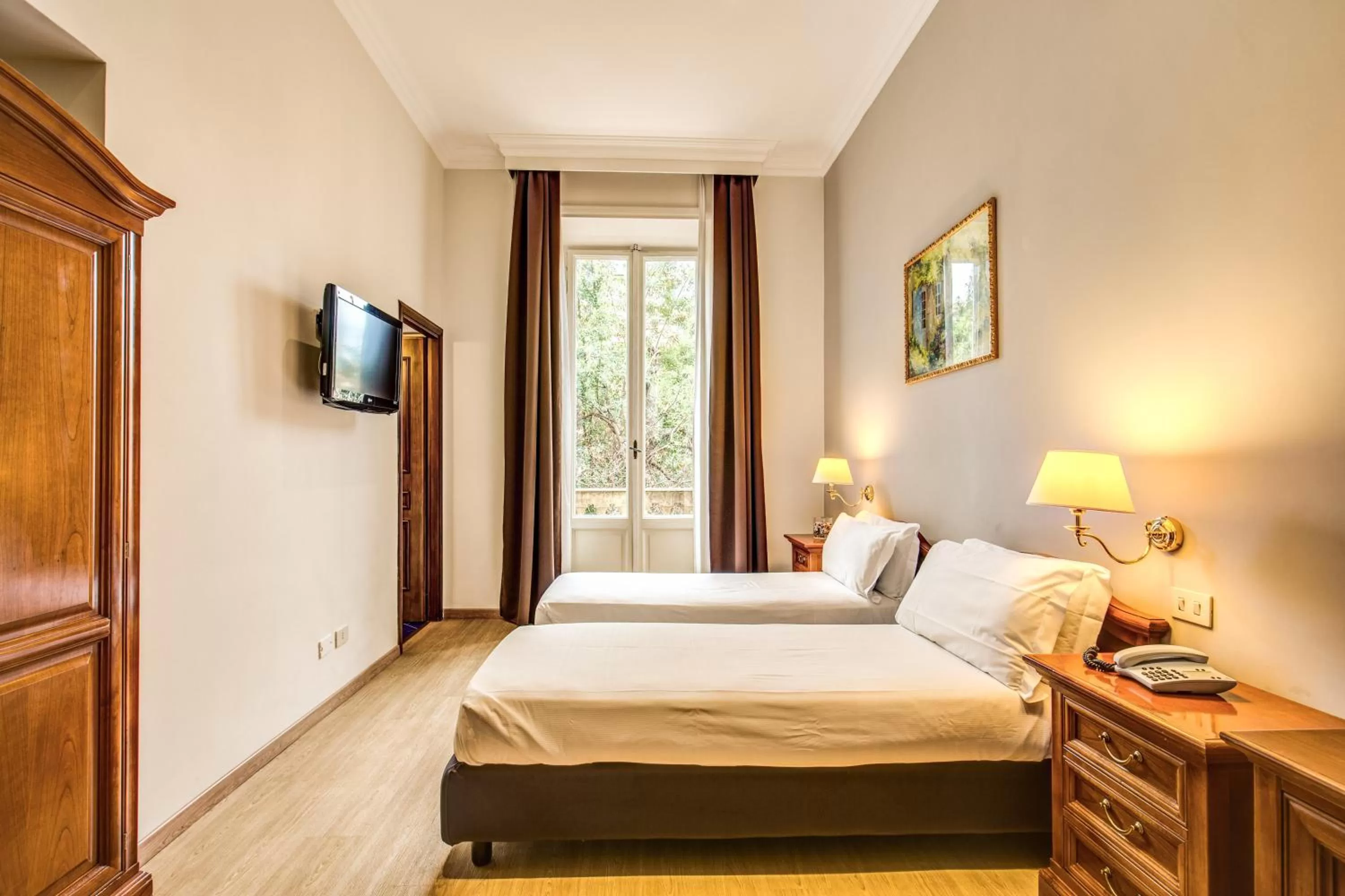 Photo of the whole room, Bed in Rome Garden Hotel