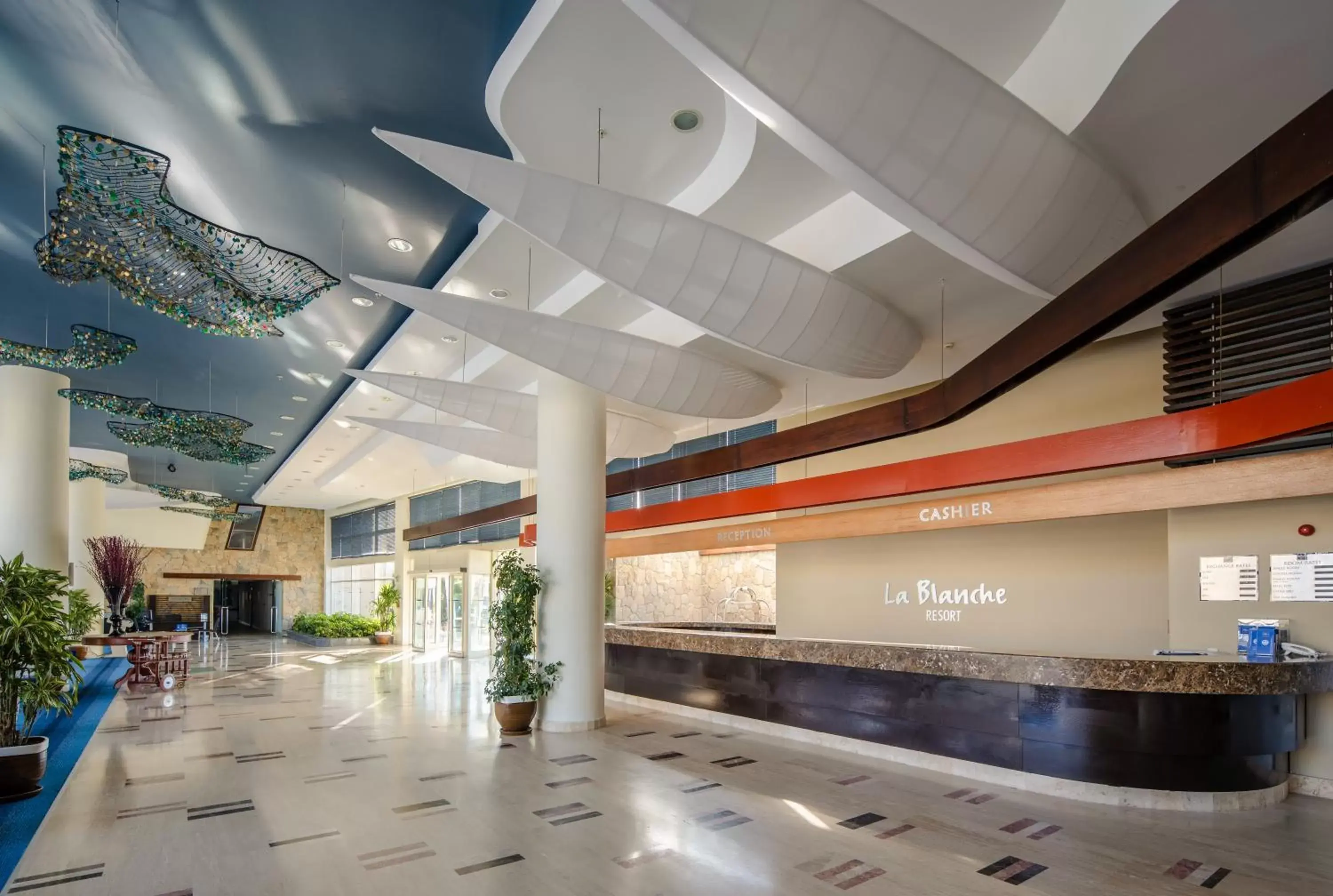 Lobby/Reception in La Blanche Resort & Spa