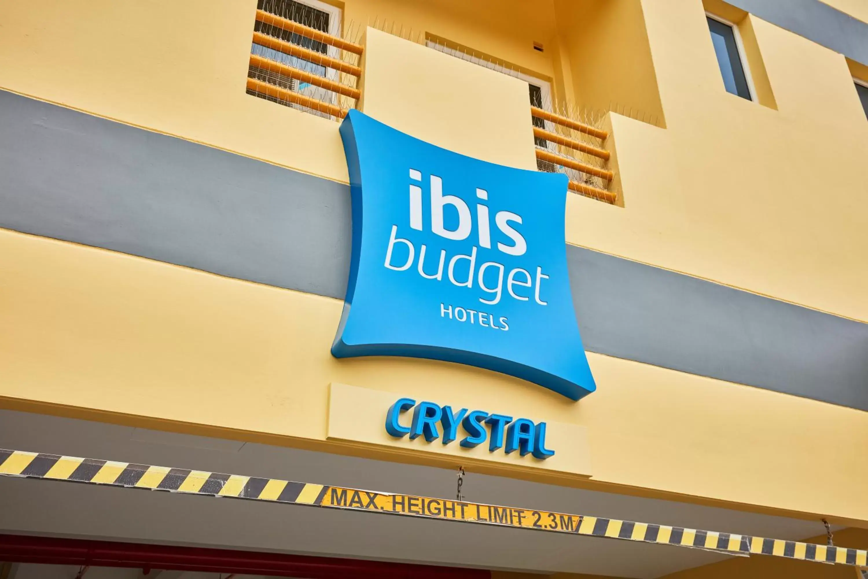 Facade/entrance in ibis budget Singapore Crystal