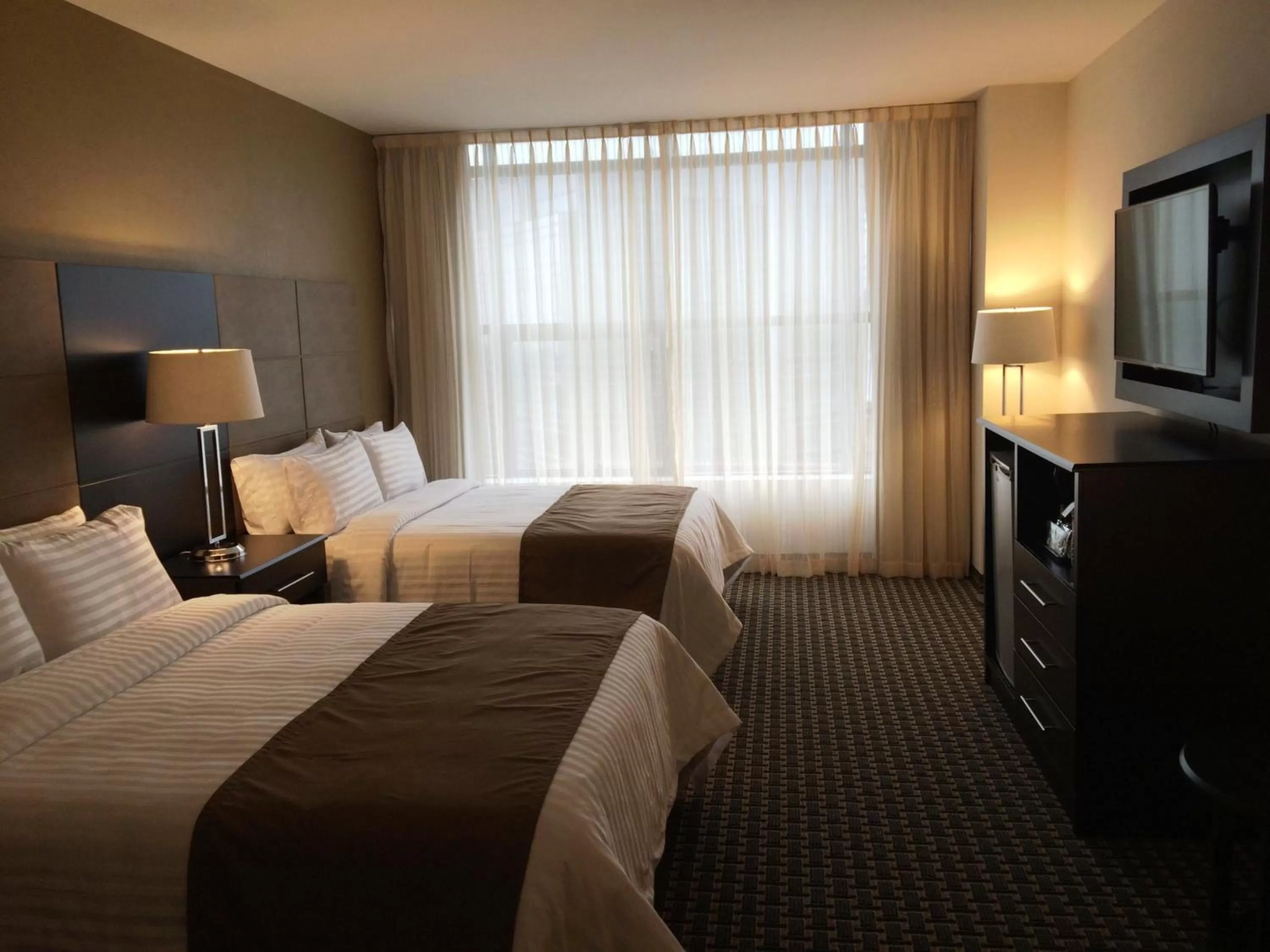 Photo of the whole room, Bed in Holiday Inn Mexico Santa Fe by IHG