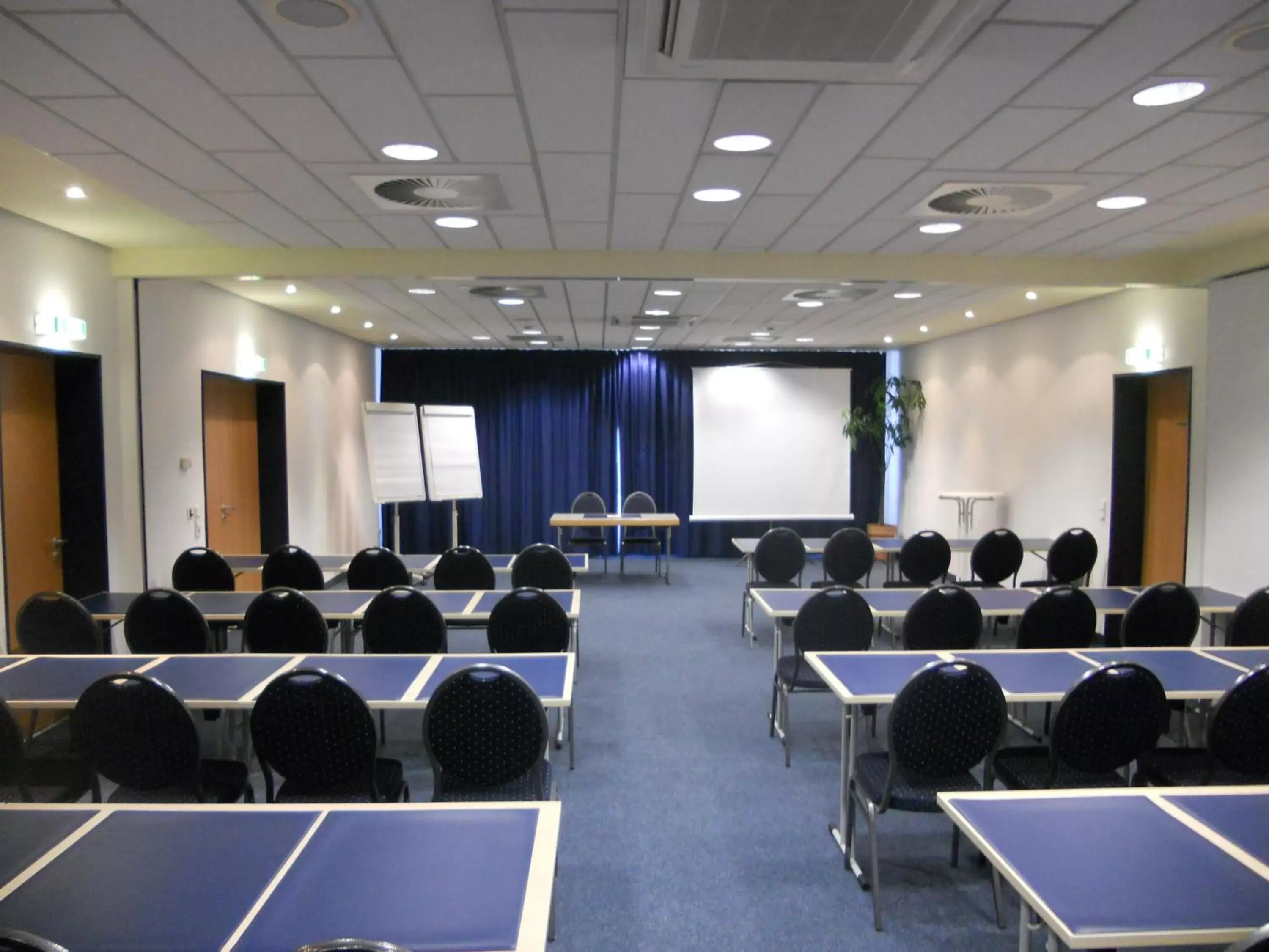 Meeting/conference room in Novum Hotel Seegraben Cottbus