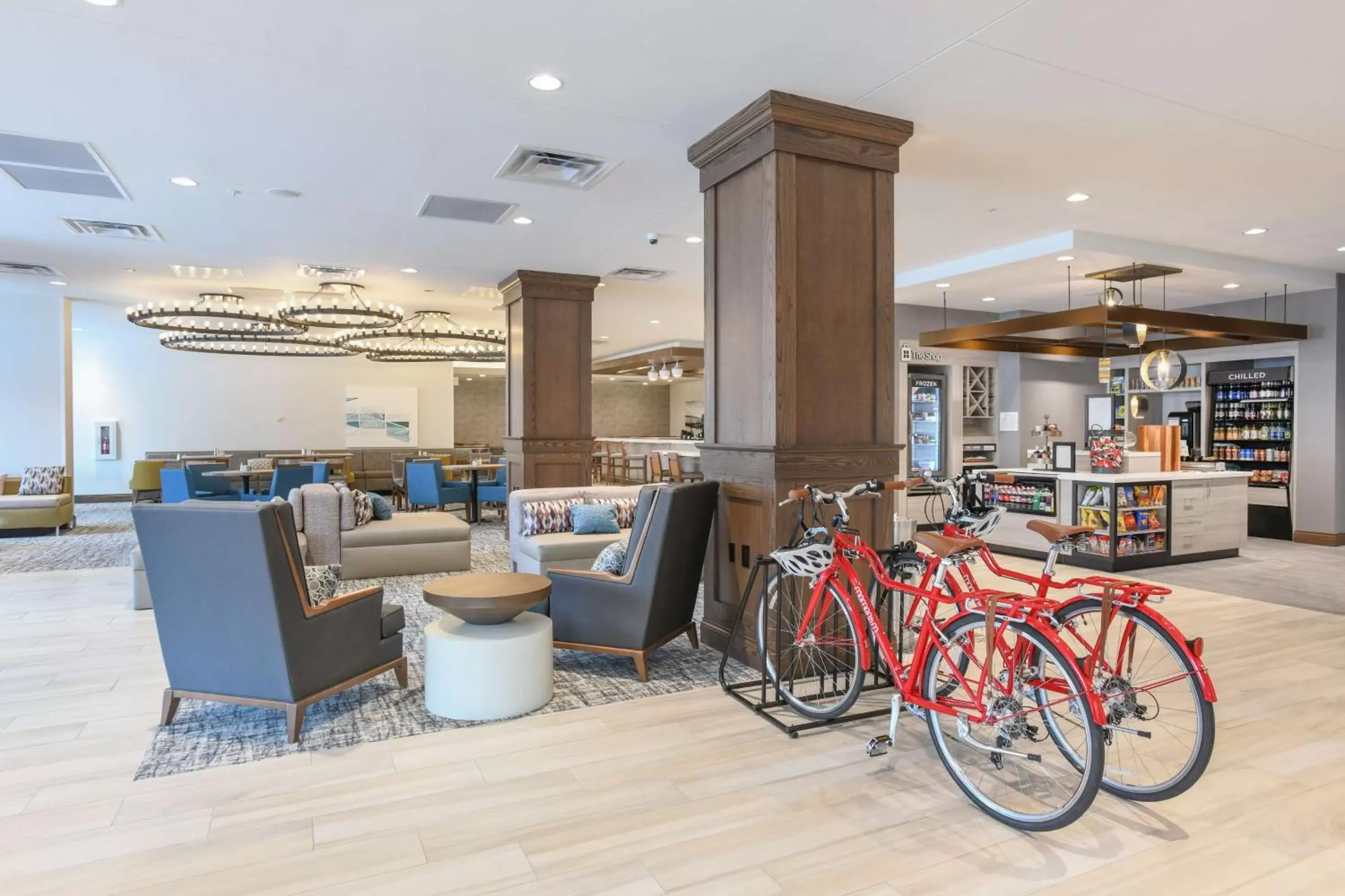 Lobby or reception, Restaurant/Places to Eat in Hilton Garden Inn Cincinnati Midtown