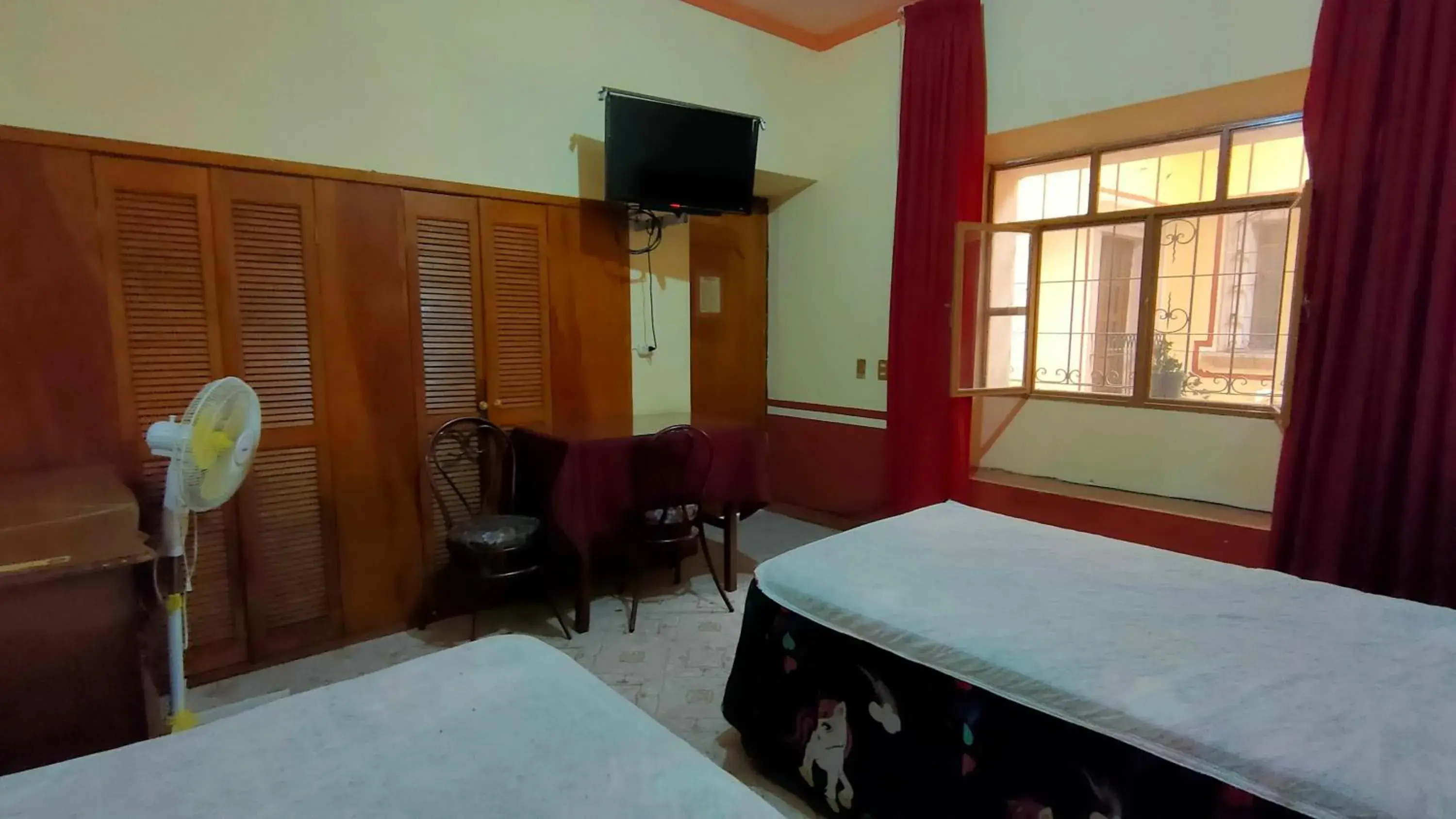 Bedroom, TV/Entertainment Center in OYO Posada Santa Cecilia, Jerez Zacatecas