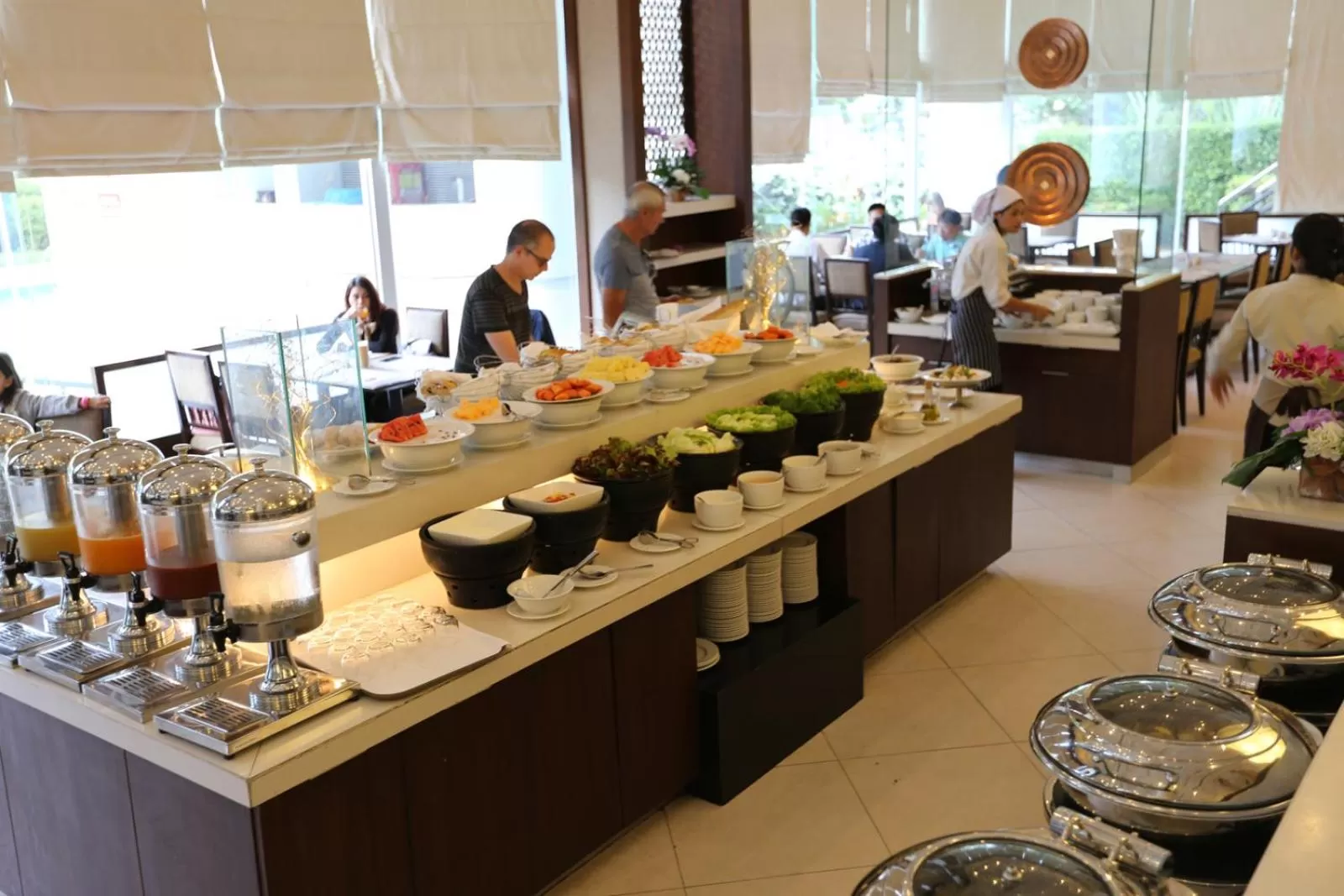 Restaurant/places to eat in The Imperial Hotel & Convention Centre Korat