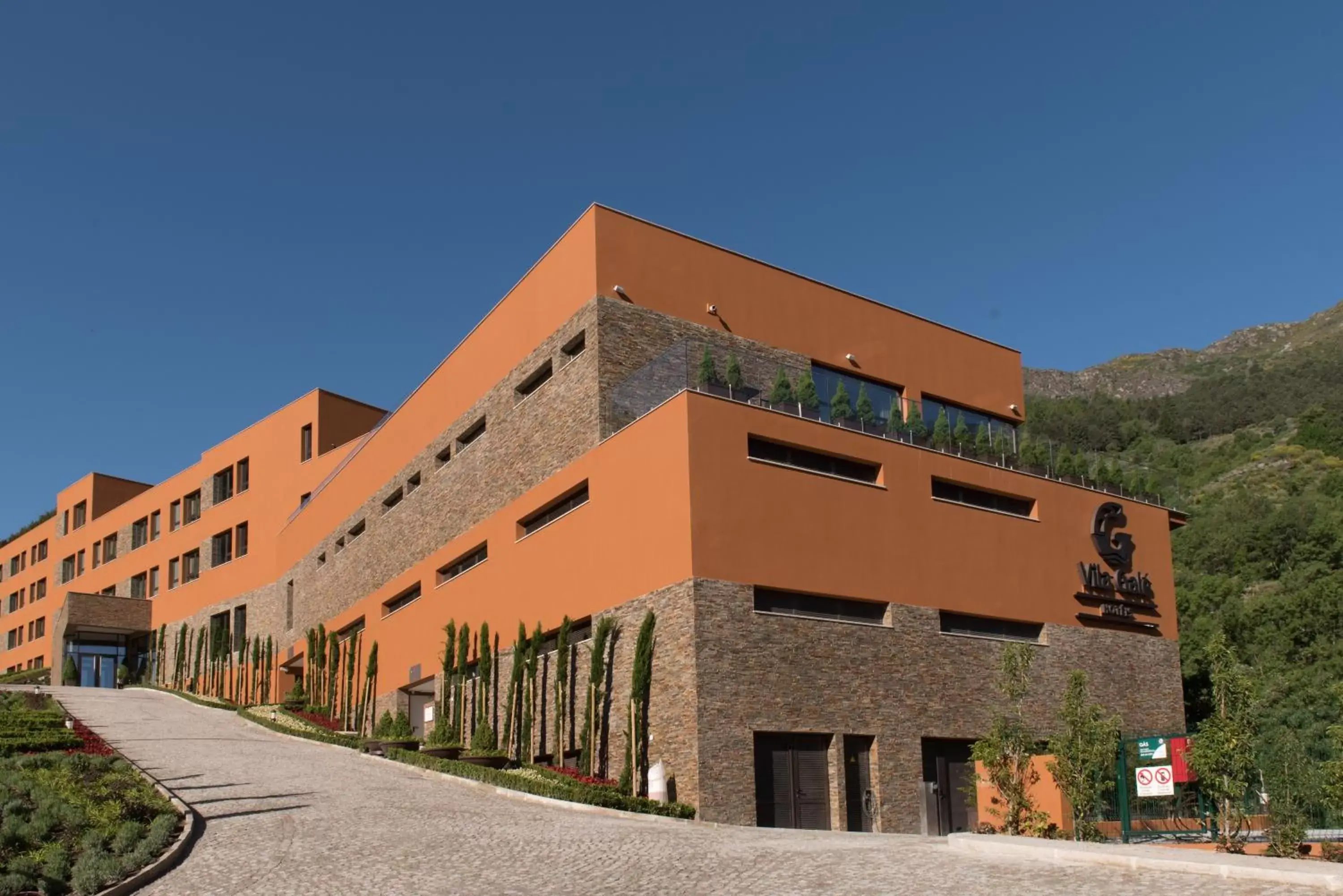 Property Building in Vila Gale Serra da Estrela