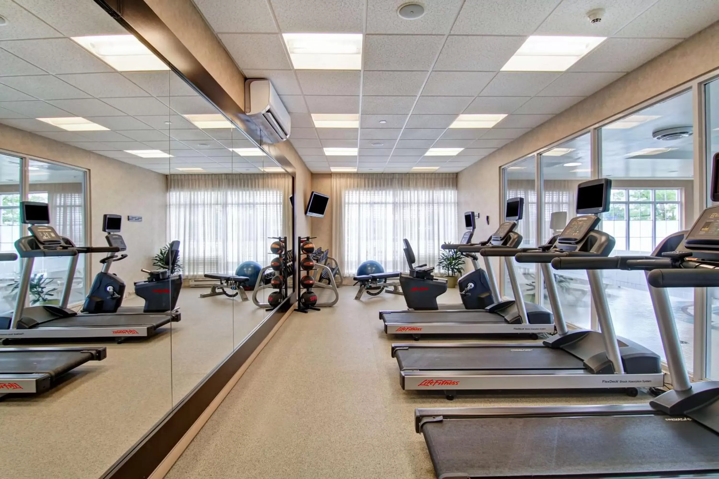Fitness centre/facilities, Fitness Center/Facilities in Homewood Suites by Hilton Toronto-Oakville