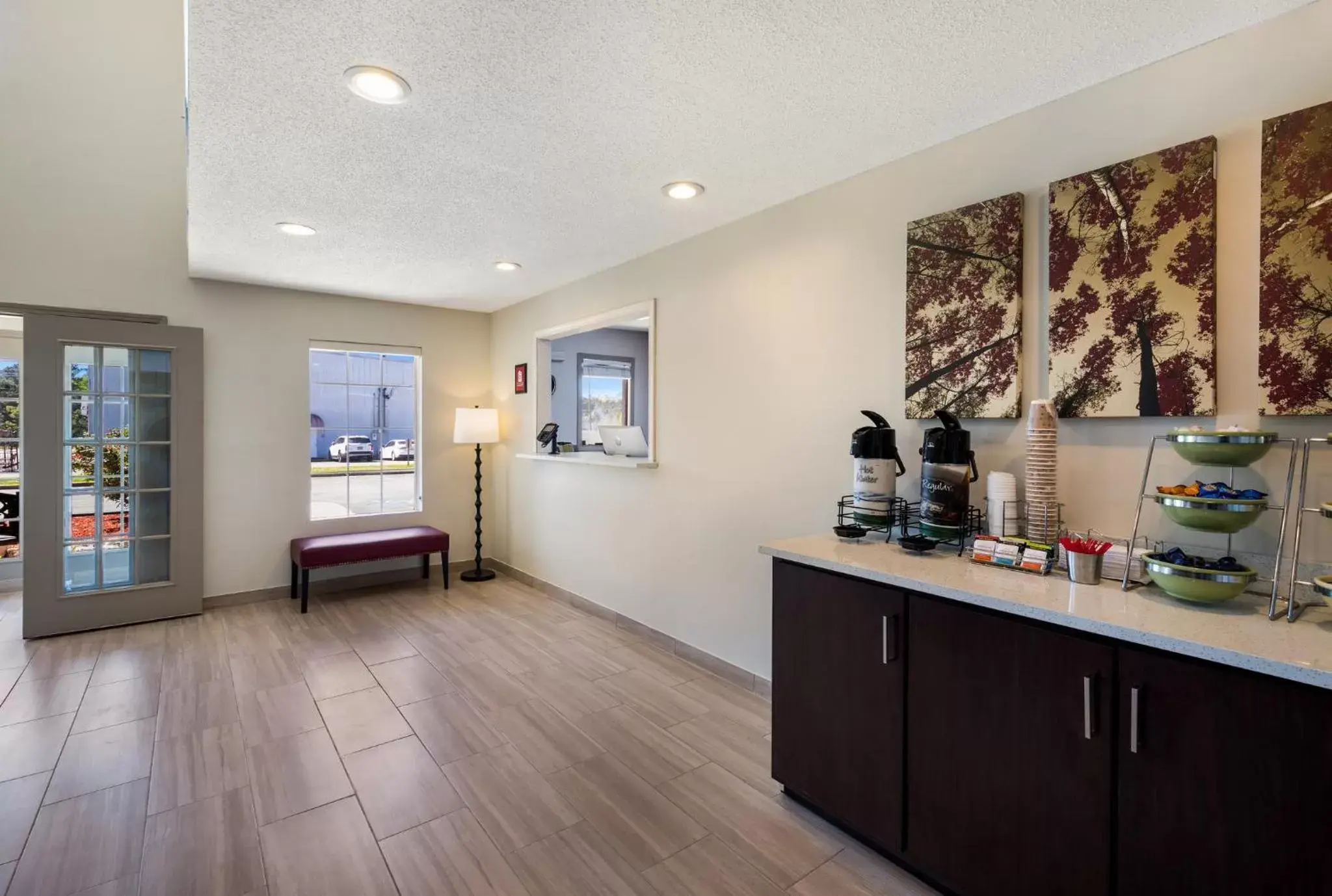 Other, Bed in Red Roof Inn Jasper Other, Bed in Red Roof Inn Jasper