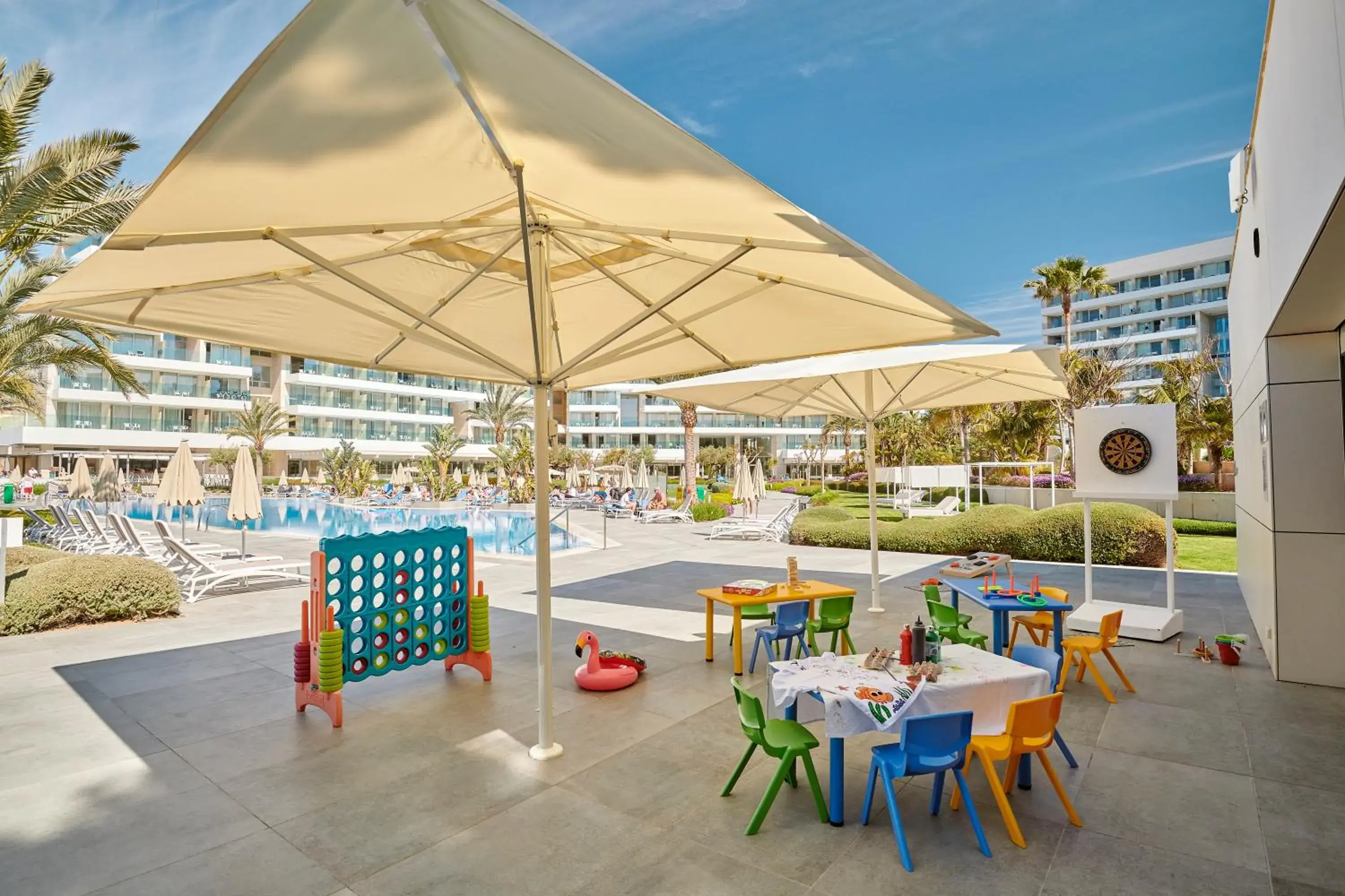 Children play ground, Restaurant/Places to Eat in Hipotels Gran Playa de Palma