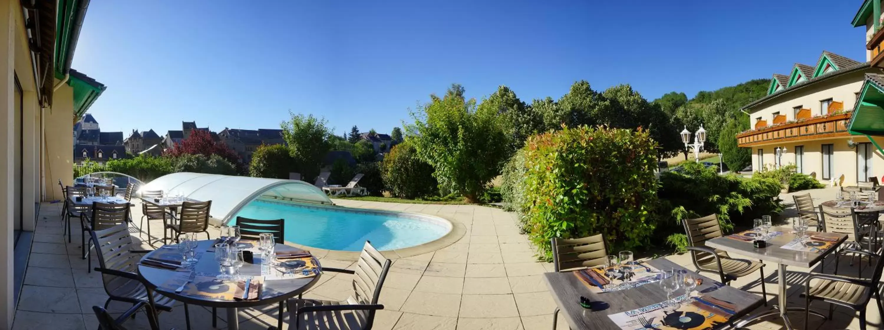 Pool View in Logis Murtel