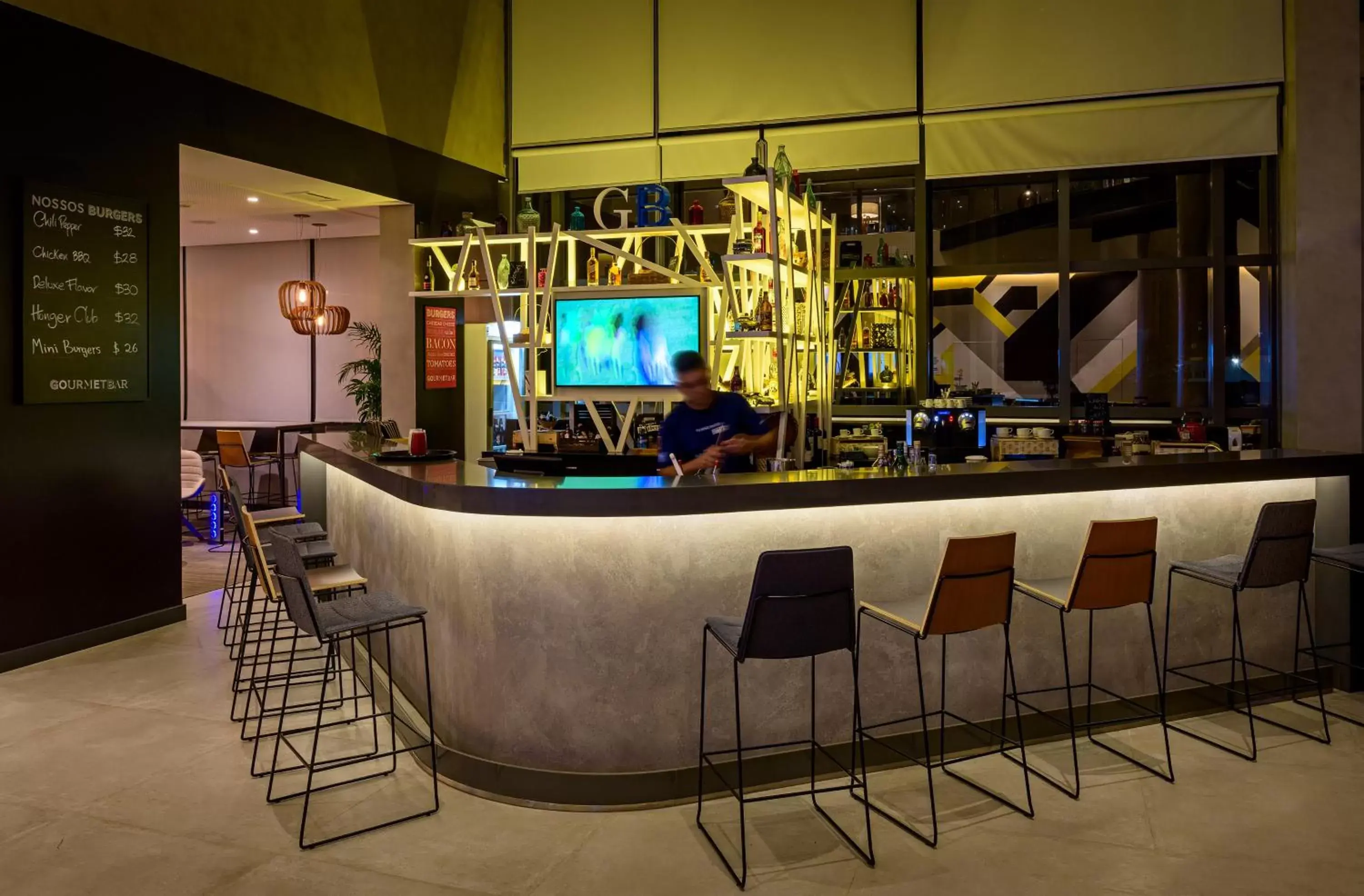Lounge or bar in Novotel Sorocaba Lounge or bar in Novotel Sorocaba