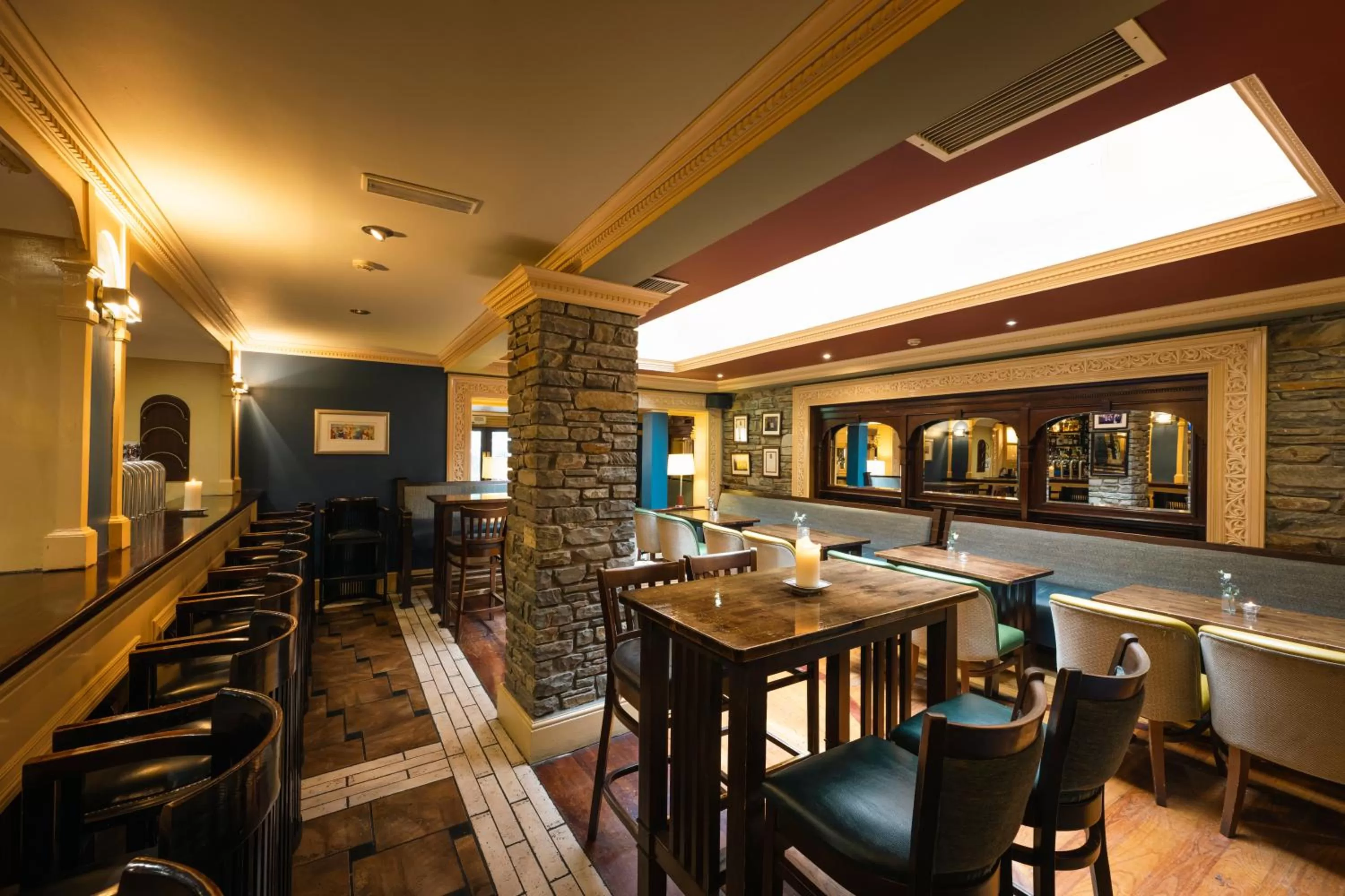 Lounge or bar in Castle Hotel Macroom