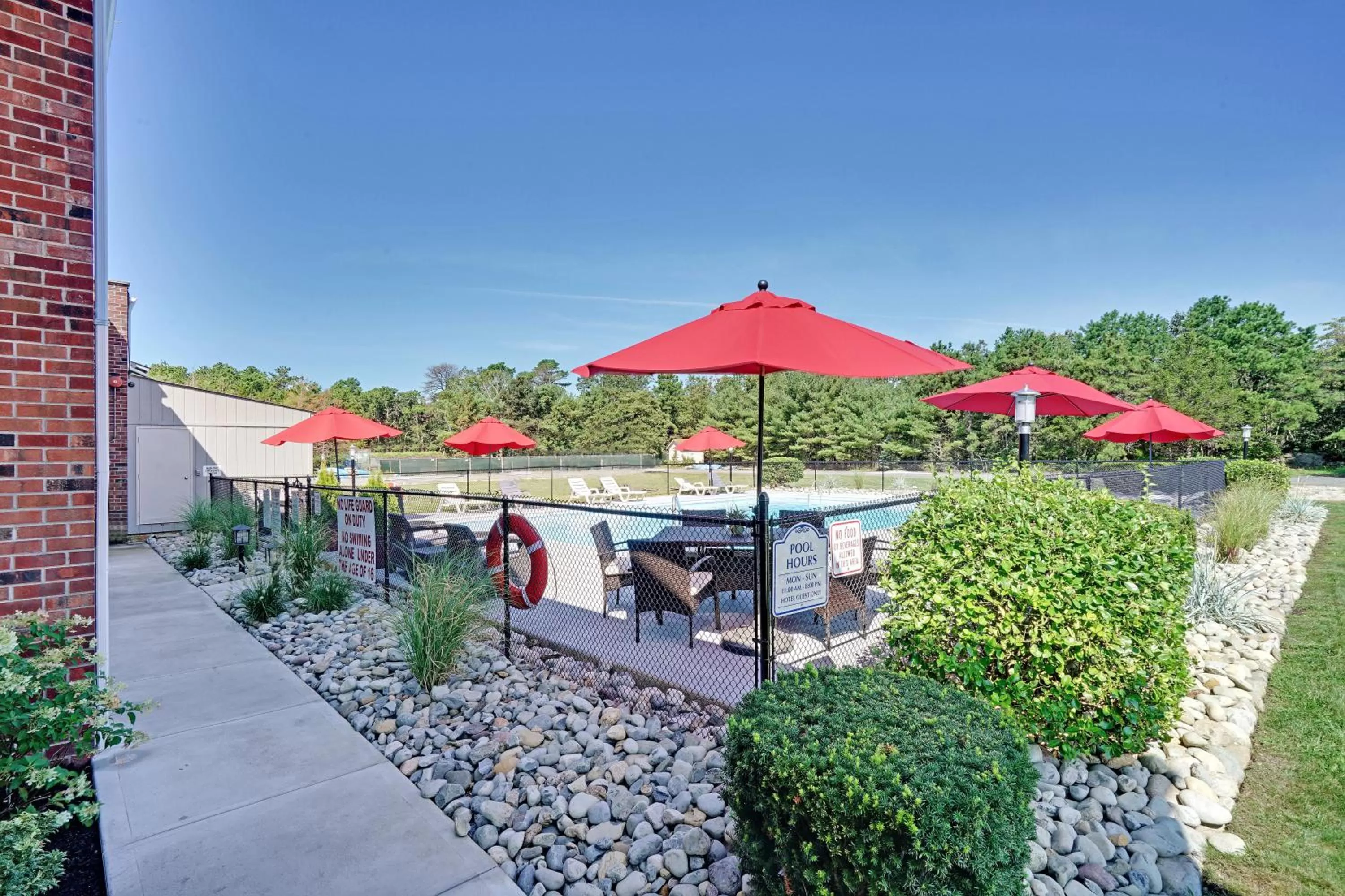 Patio in Blue Creek Inn