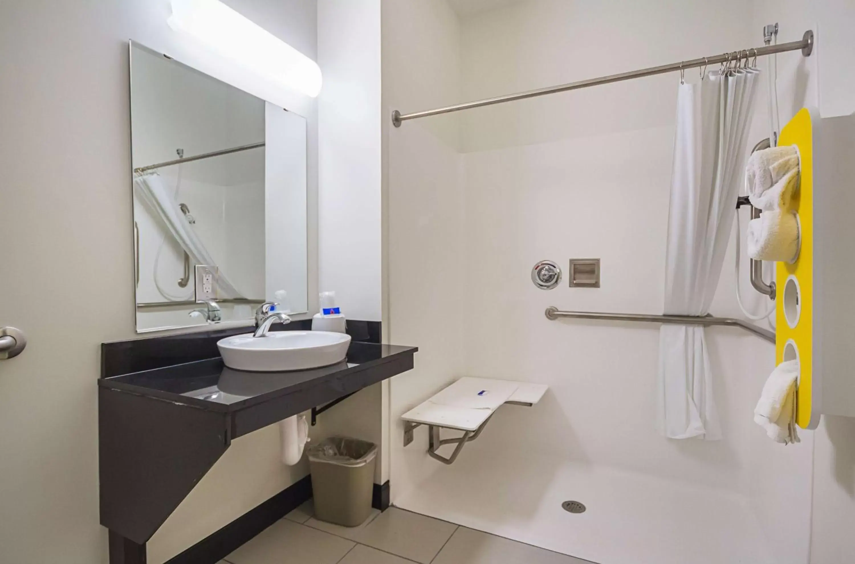 Shower, Bathroom in Motel 6-South Bend, IN - Mishawaka